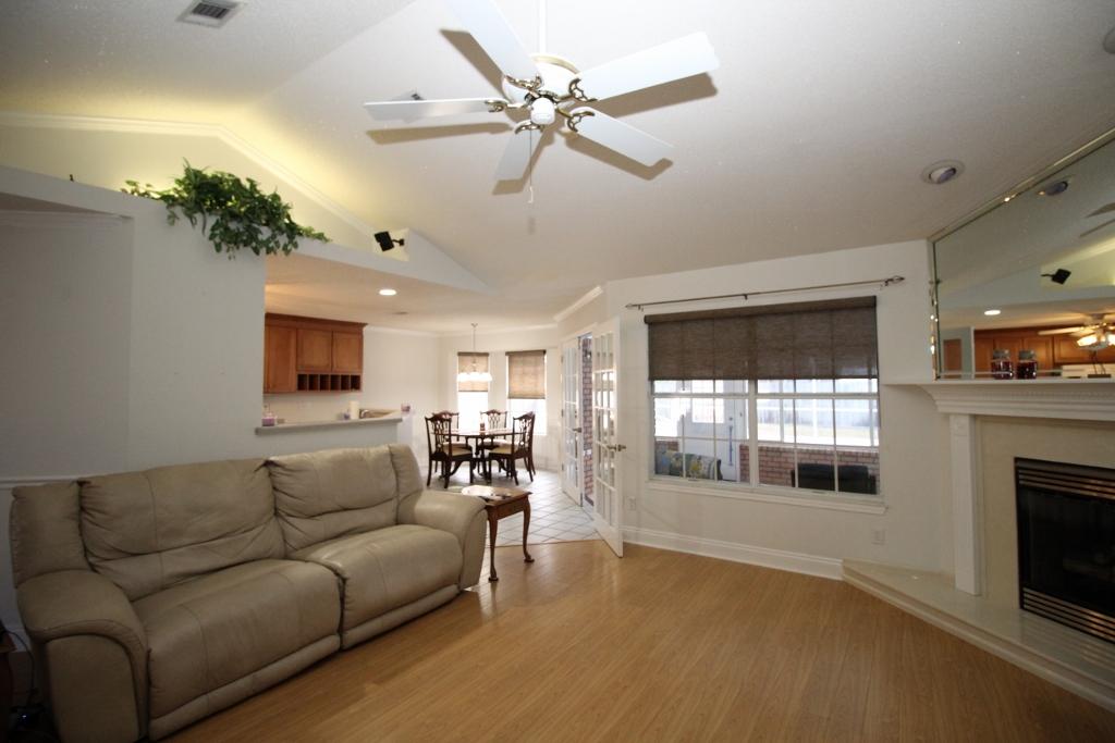 NAVARRE SHORES - Residential