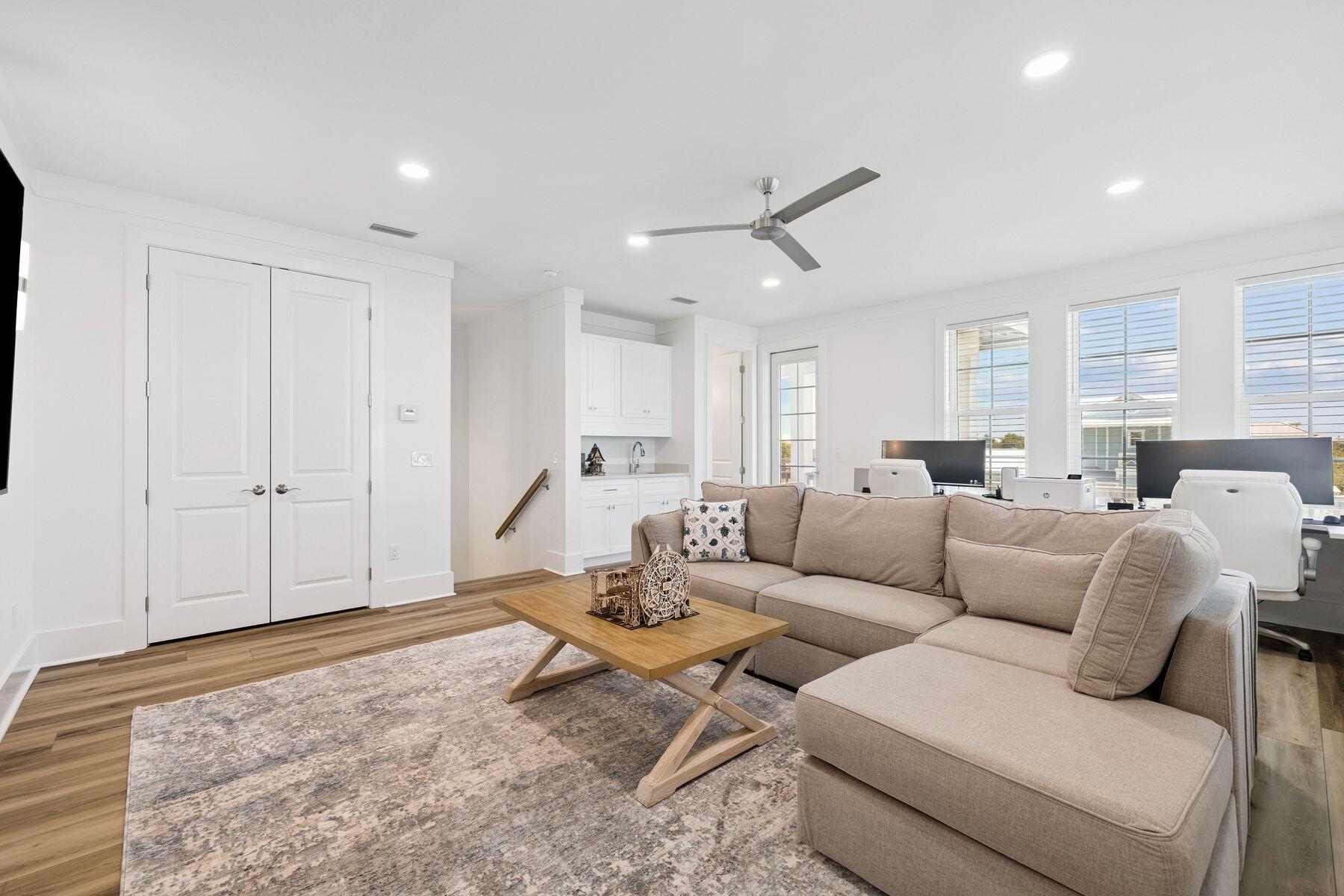 SEACREST BEACH - Residential