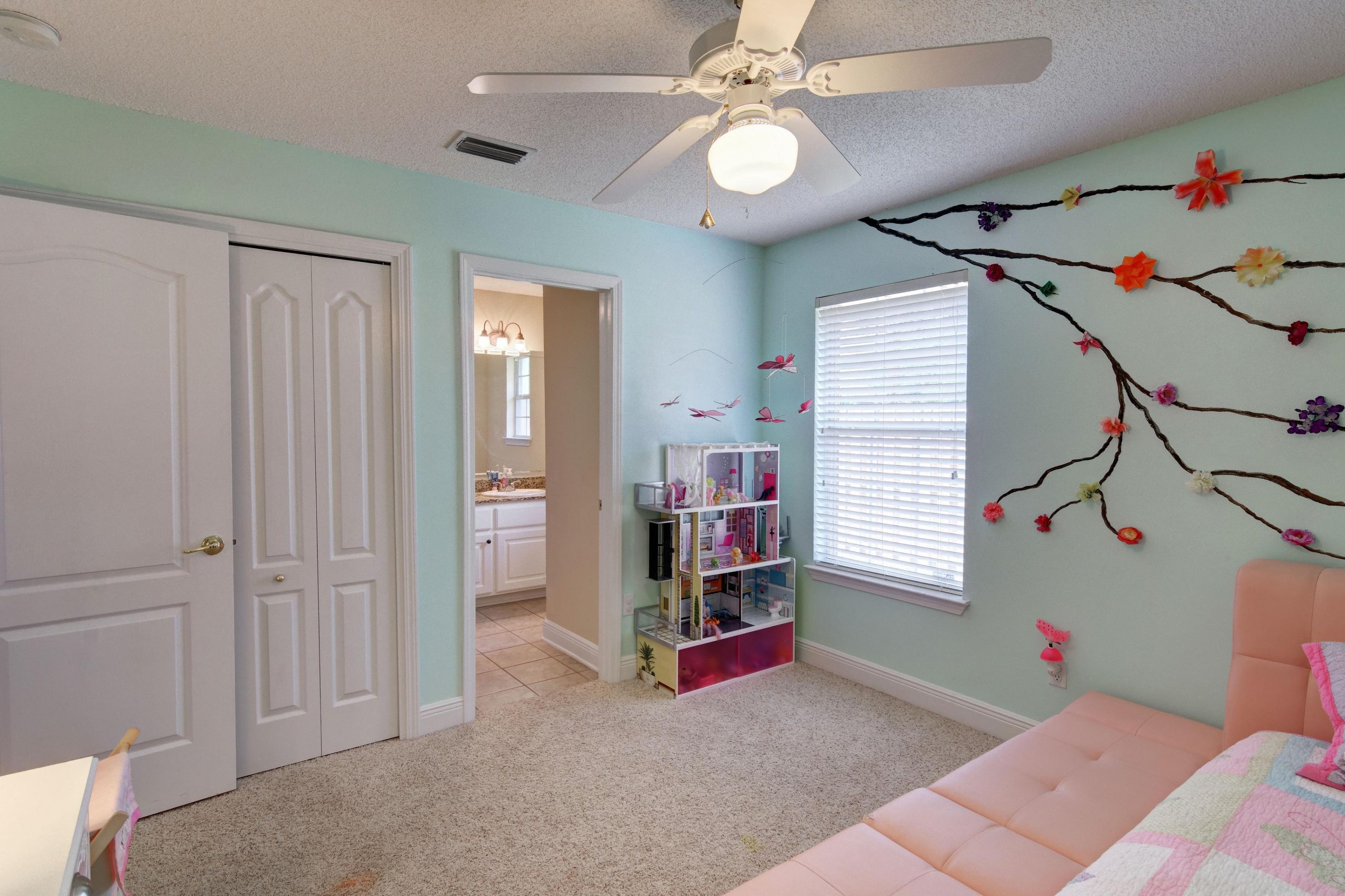 WOODLAWN HEIGHTS - Residential