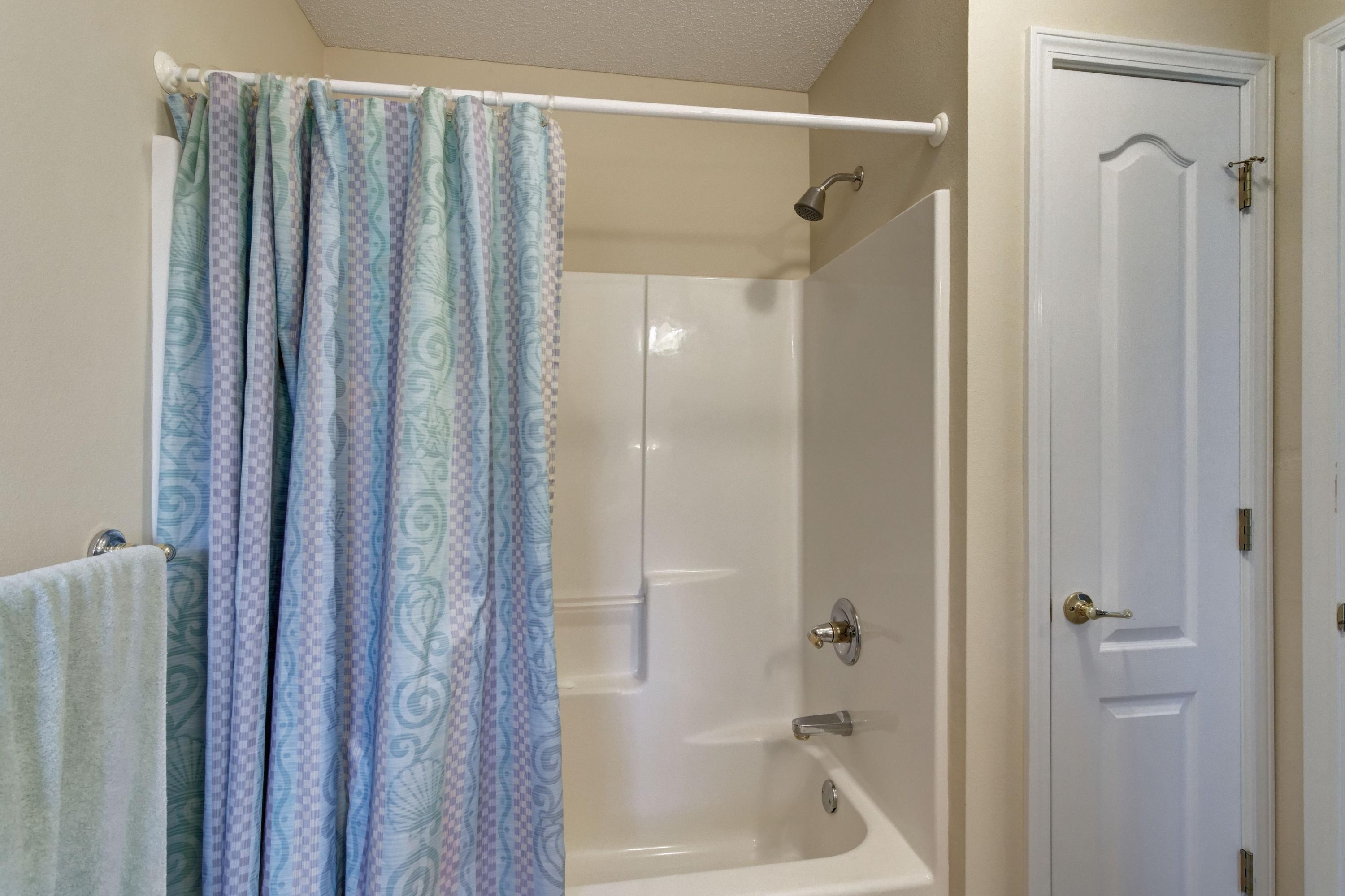 WOODLAWN HEIGHTS - Residential