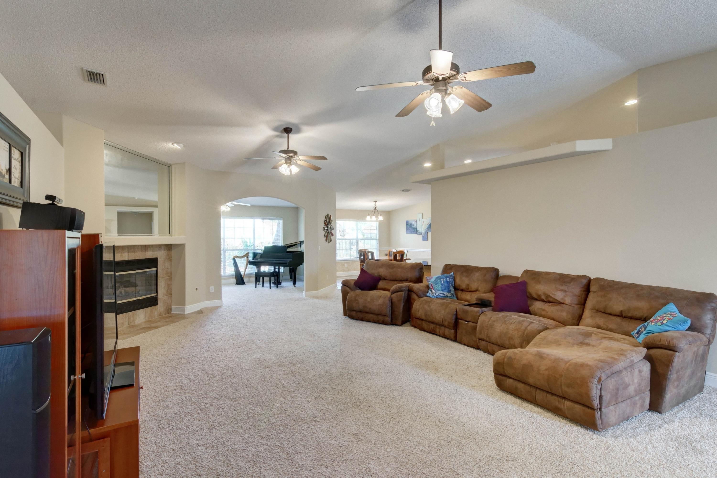 WOODLAWN HEIGHTS - Residential