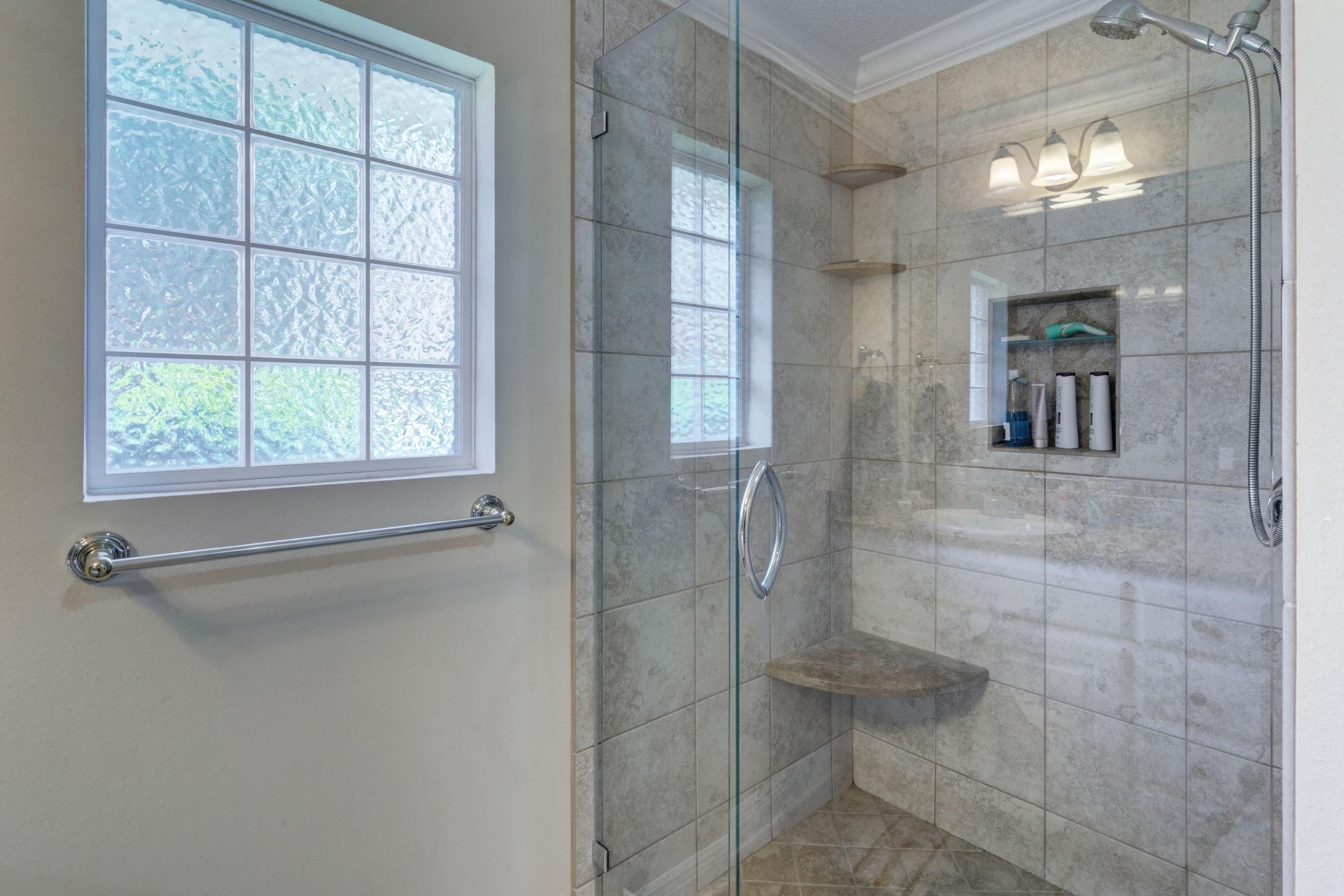 WOODLAWN HEIGHTS - Residential