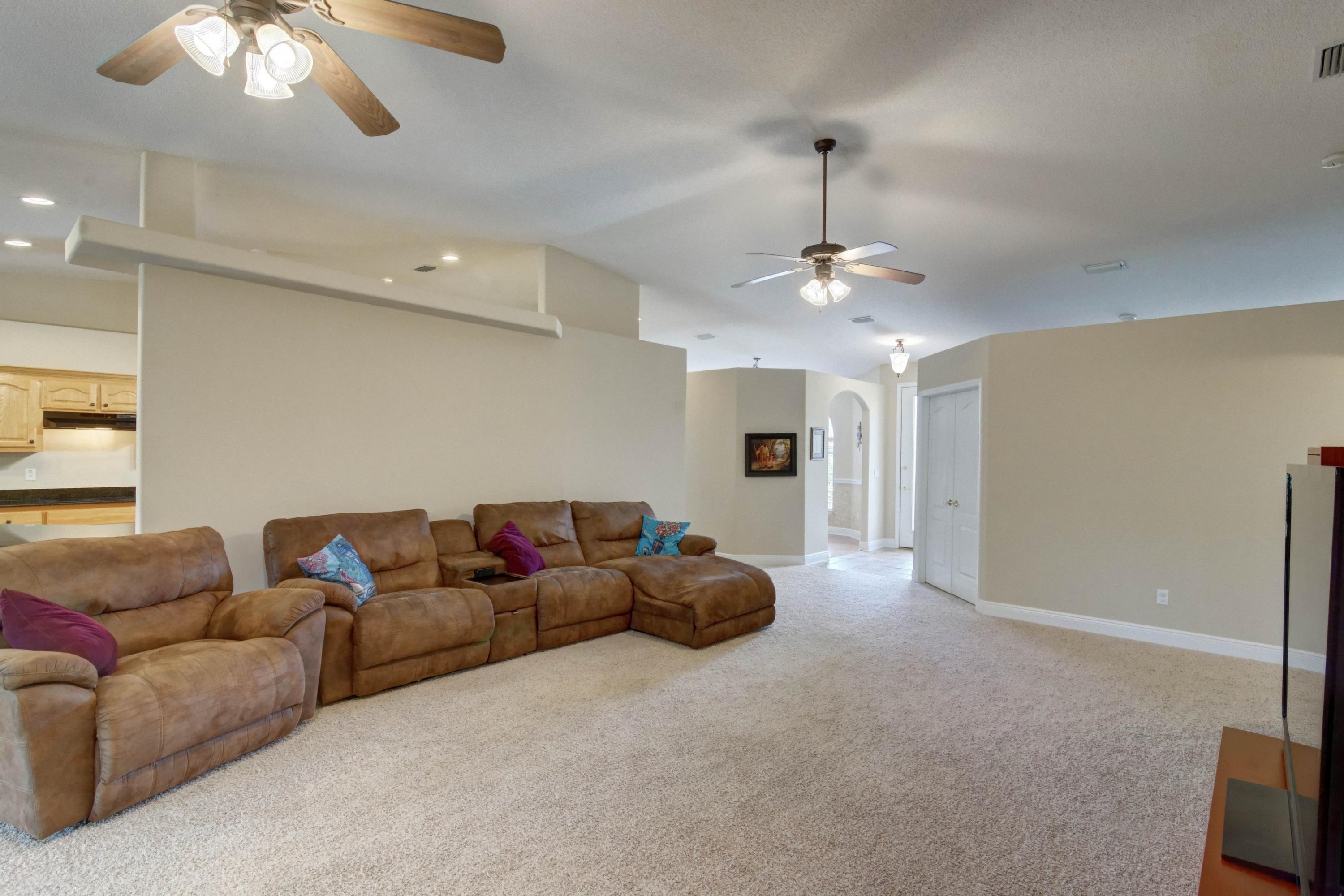 WOODLAWN HEIGHTS - Residential