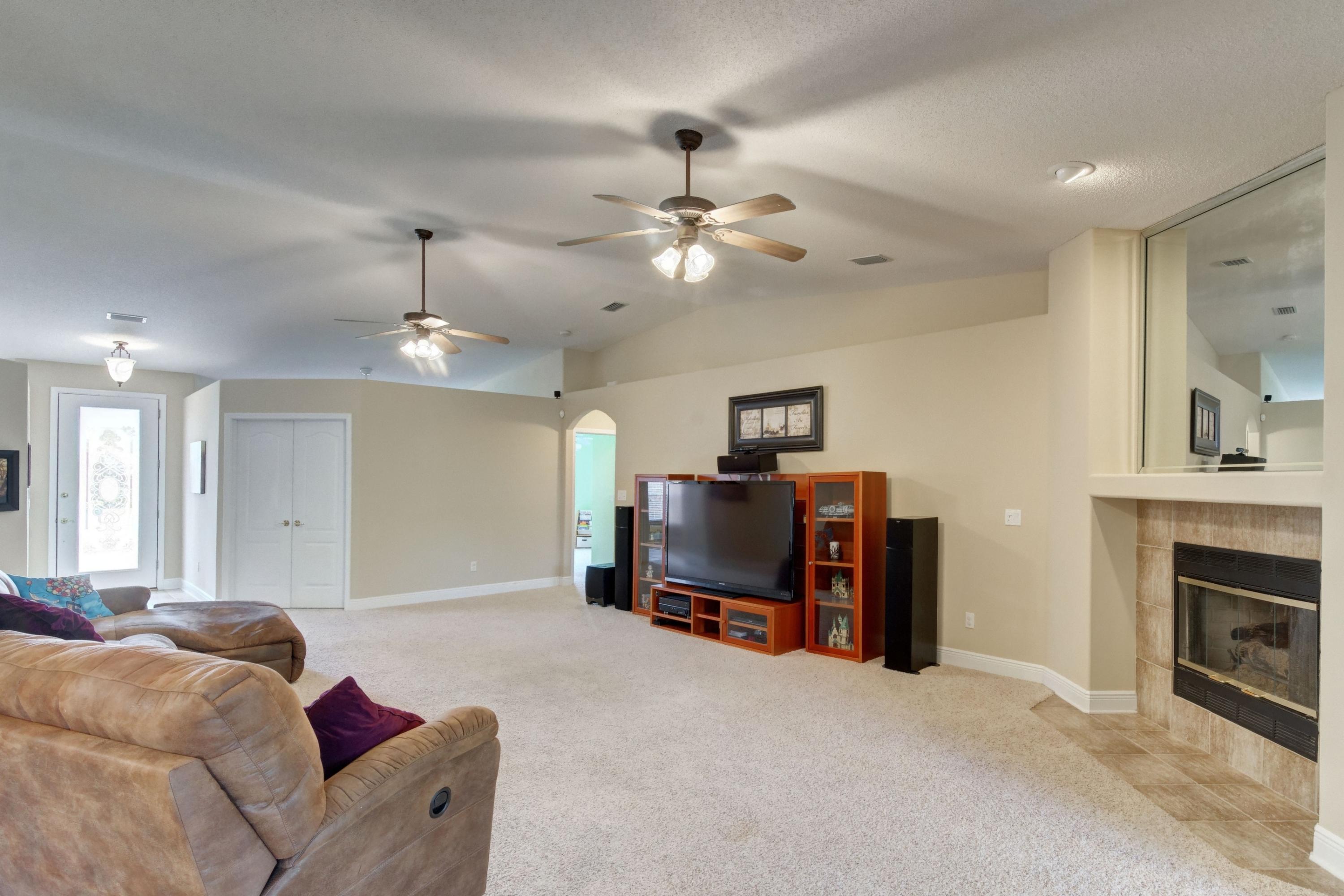 WOODLAWN HEIGHTS - Residential