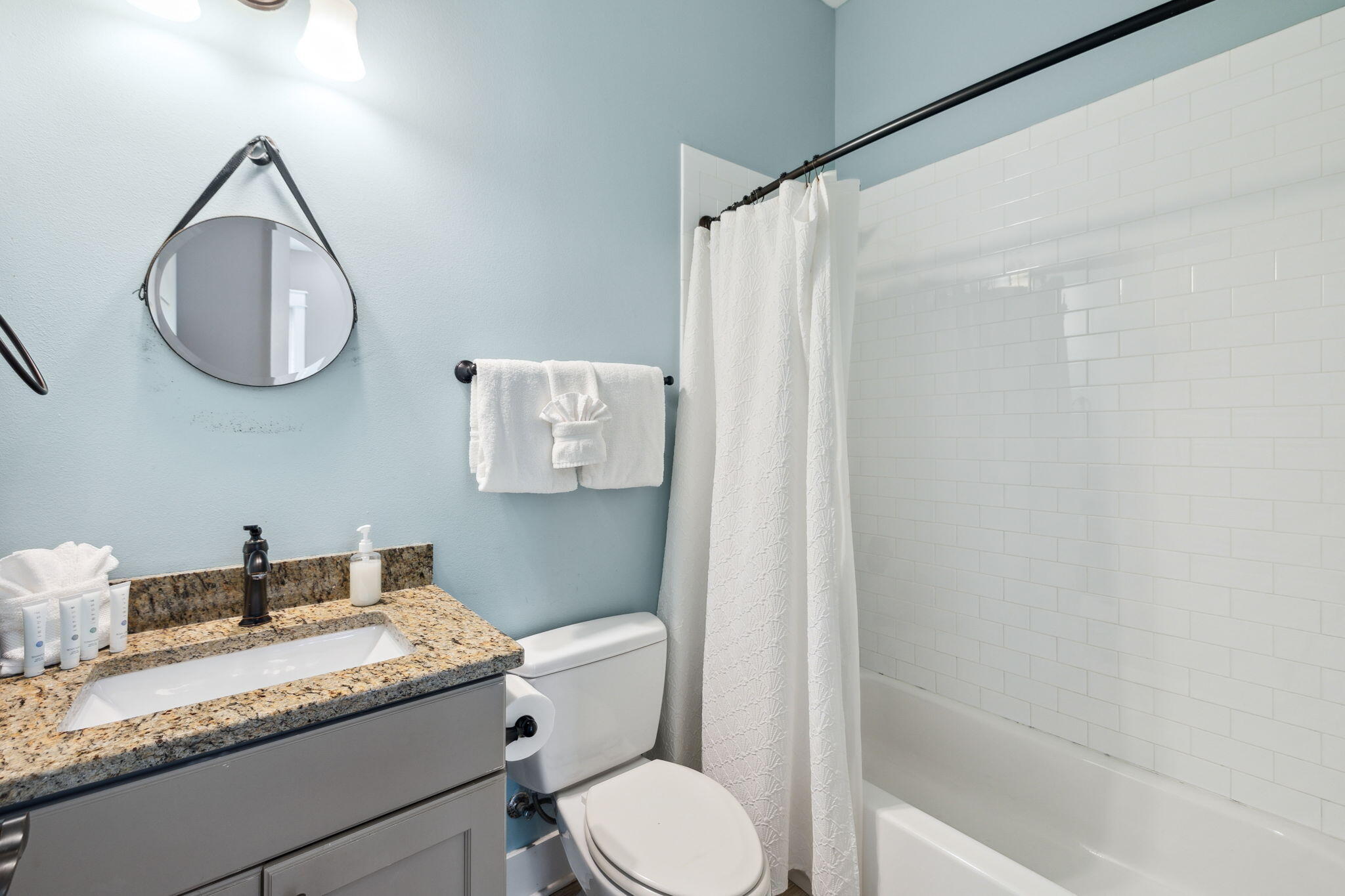 GULF SHORE MANOR - Residential