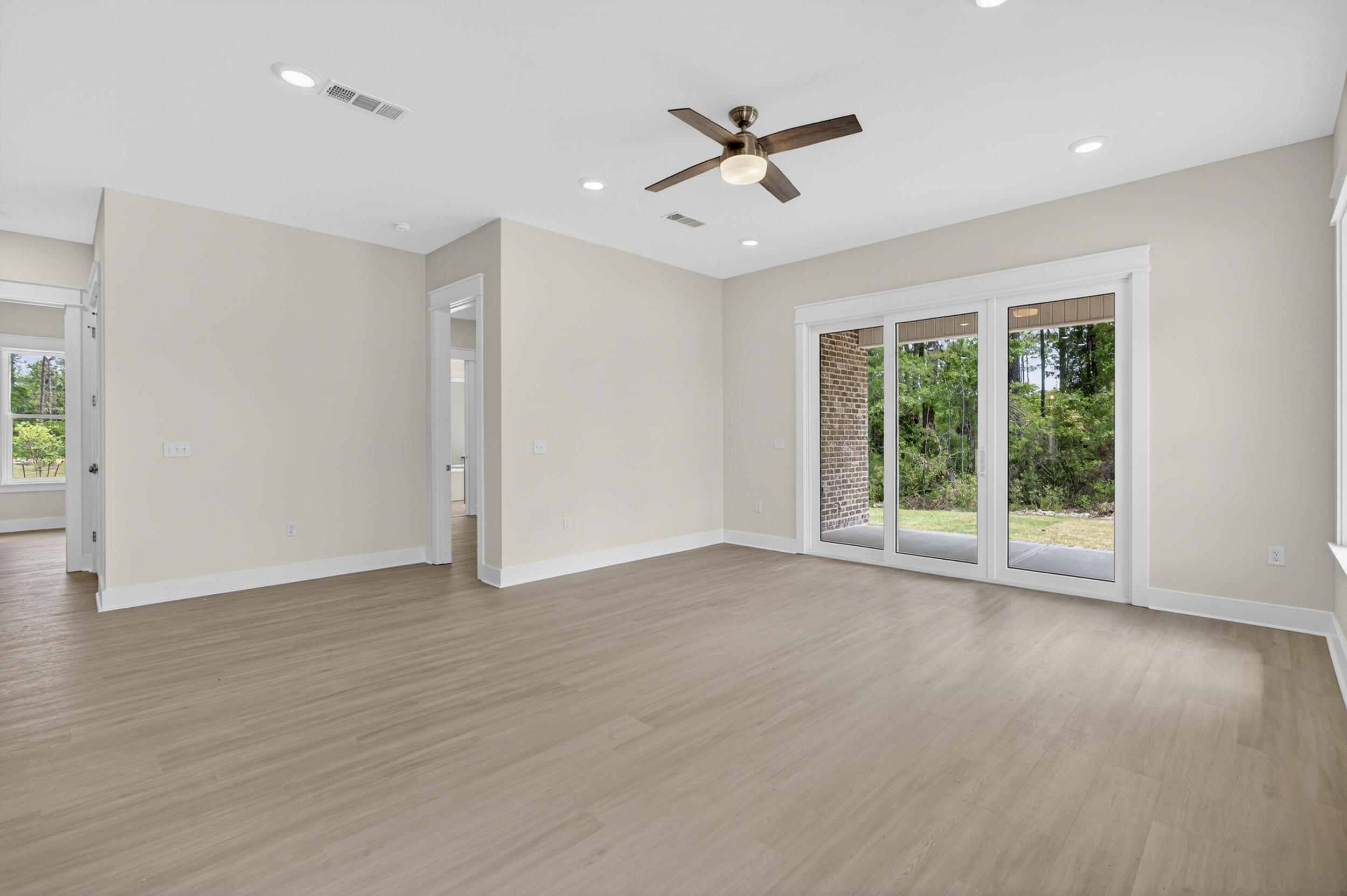 Jars Cove - Residential