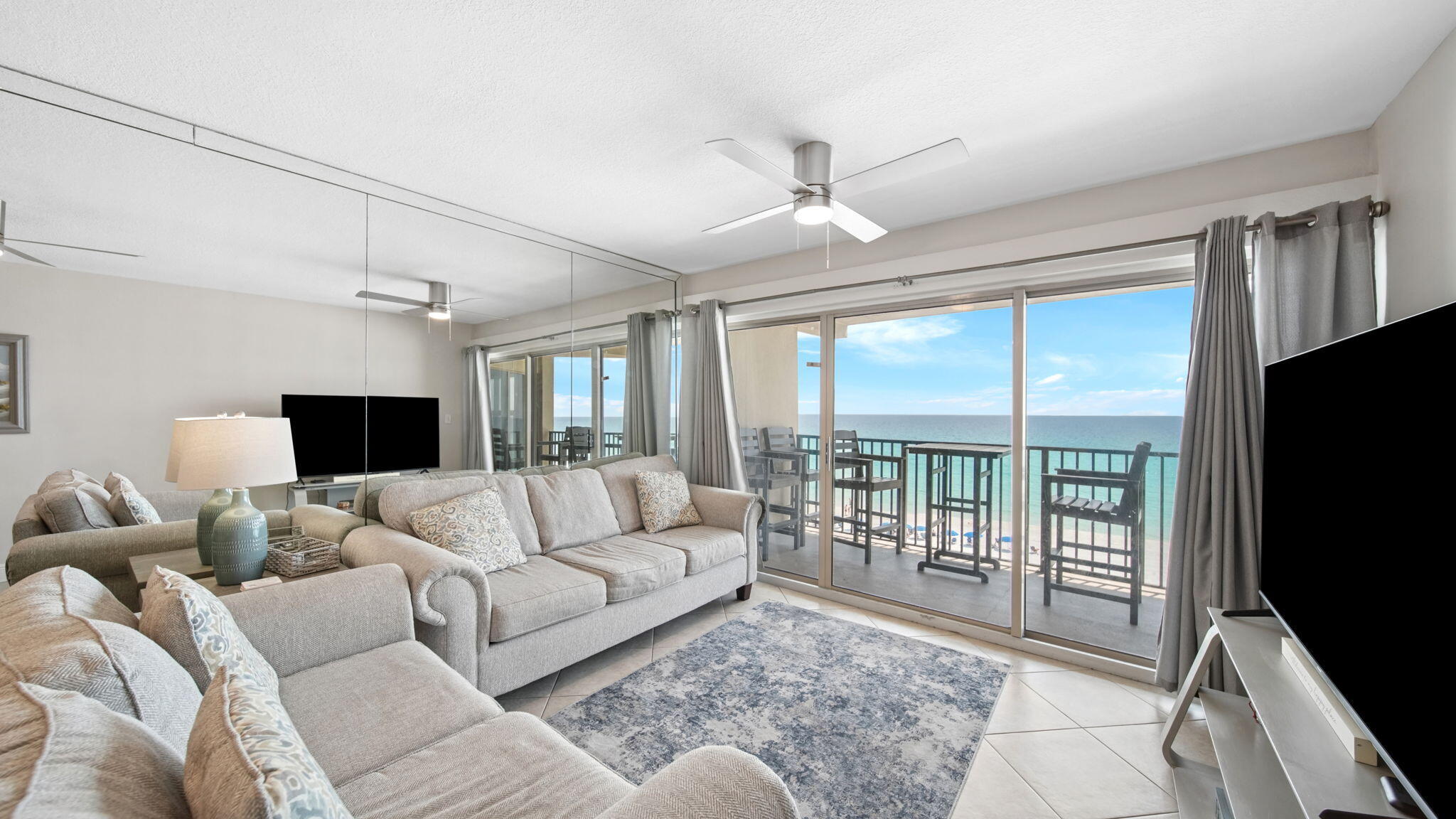 EMERALD TOWERS WEST CONDO - Residential