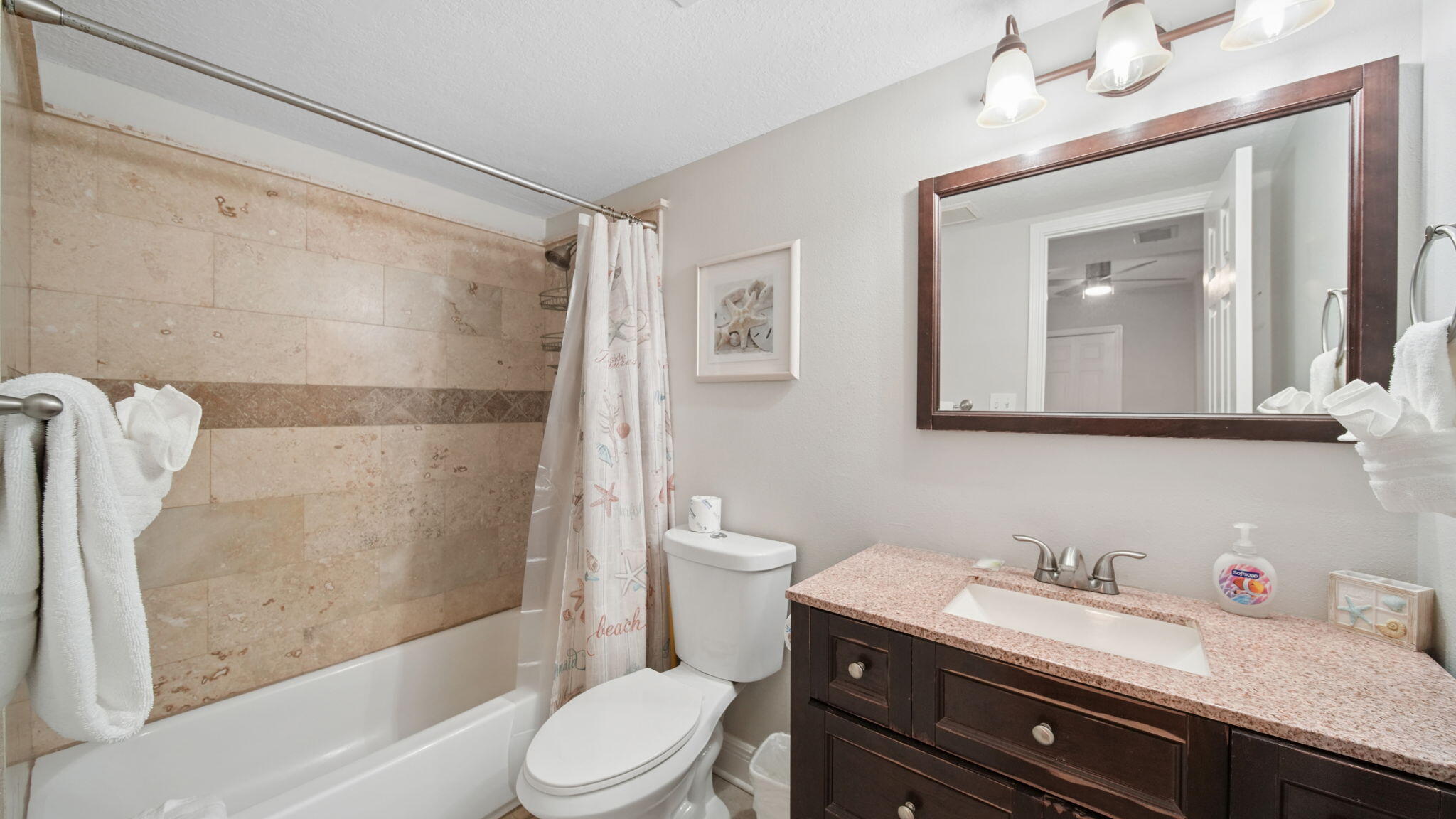 EMERALD TOWERS WEST CONDO - Residential