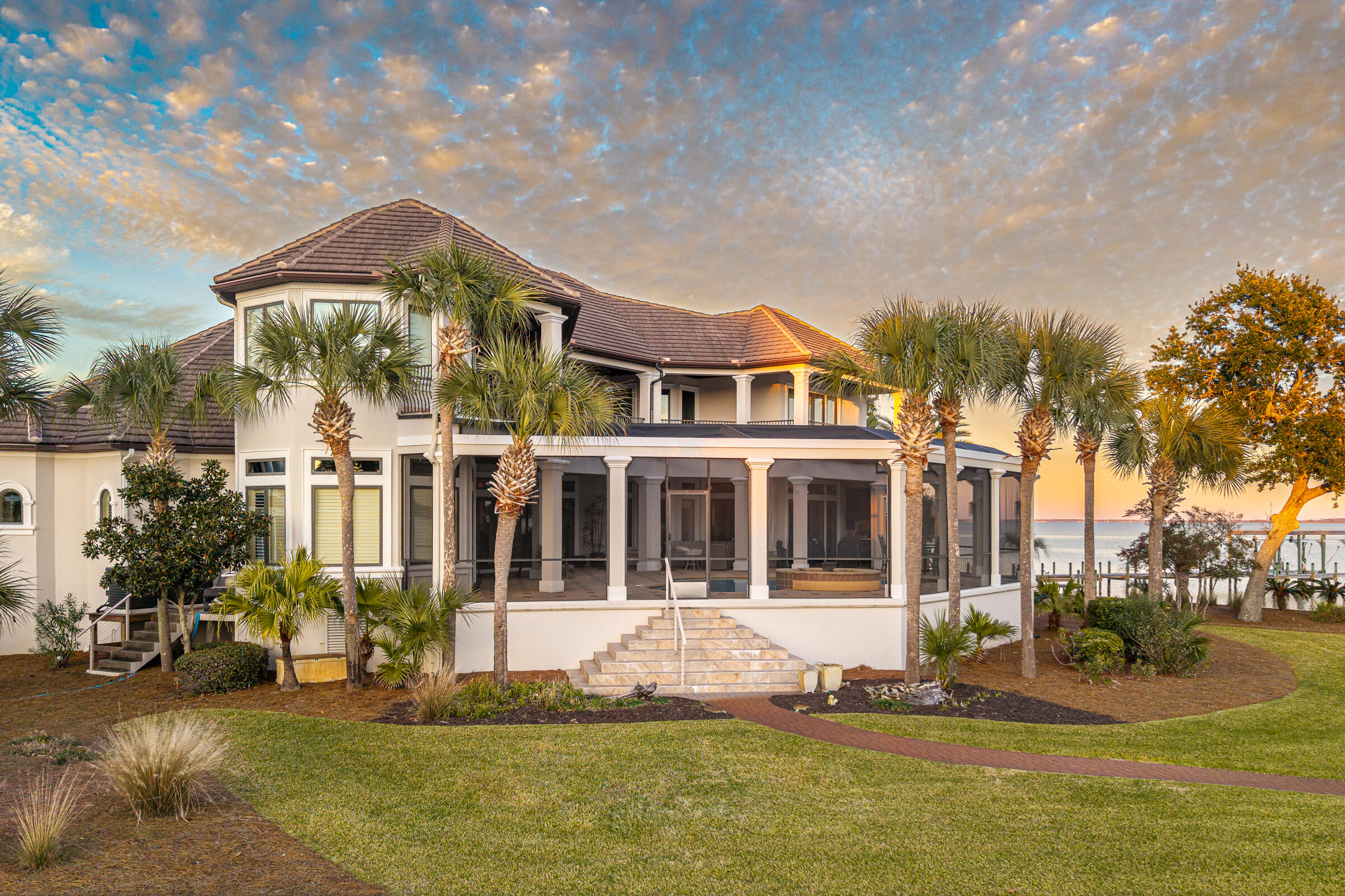 DRIFTWOOD ESTATES - Residential