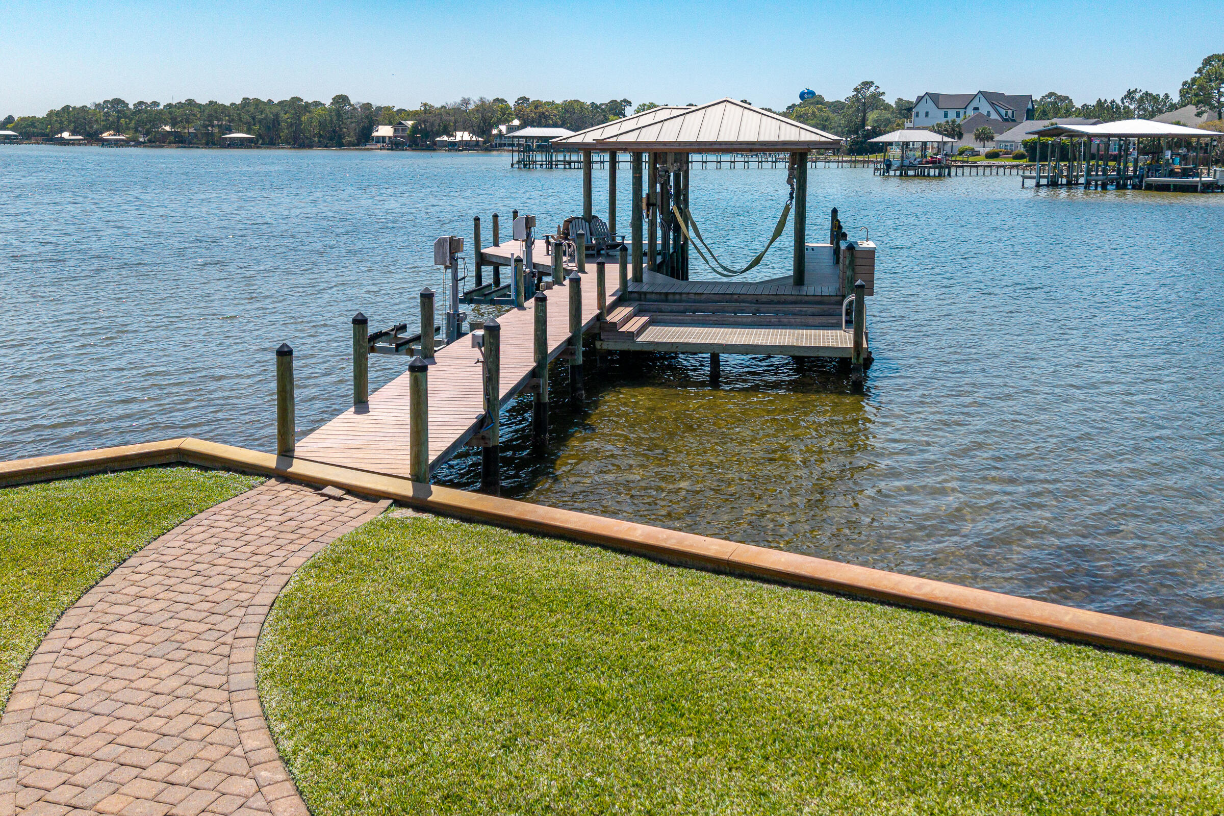 DRIFTWOOD ESTATES - Residential