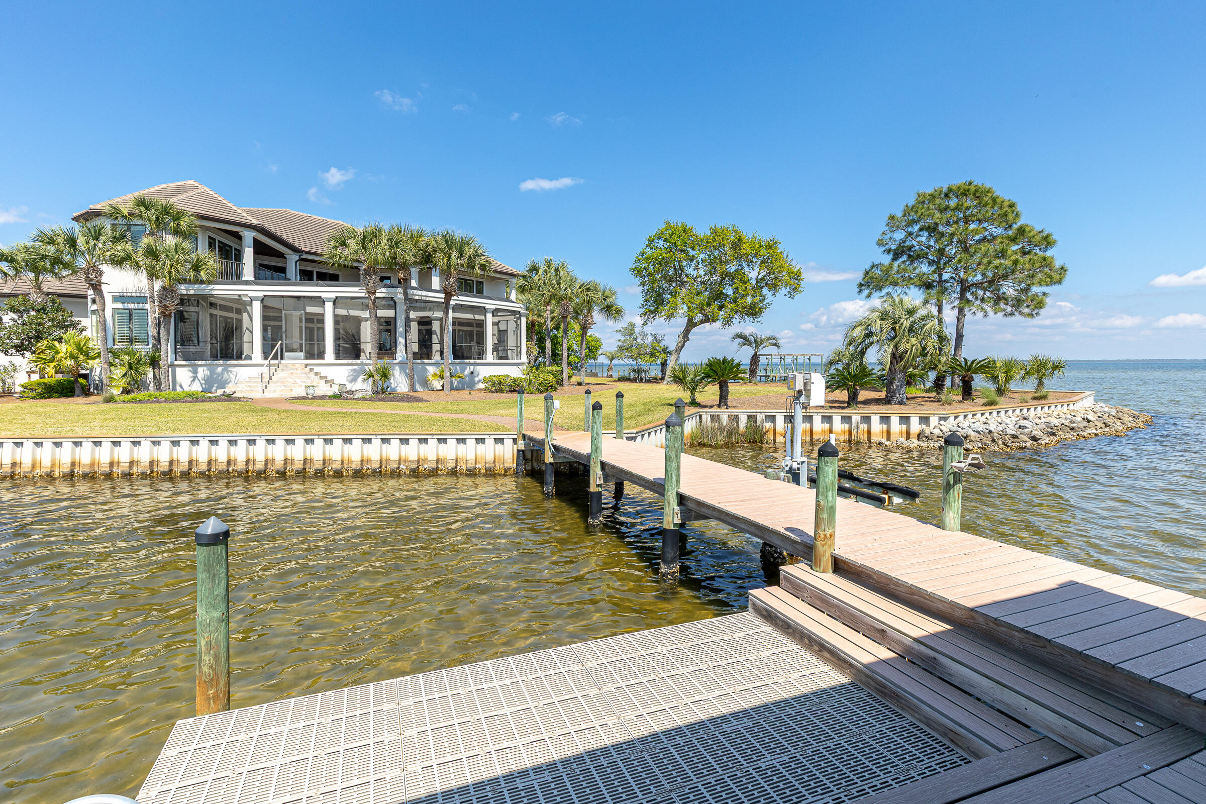 DRIFTWOOD ESTATES - Residential