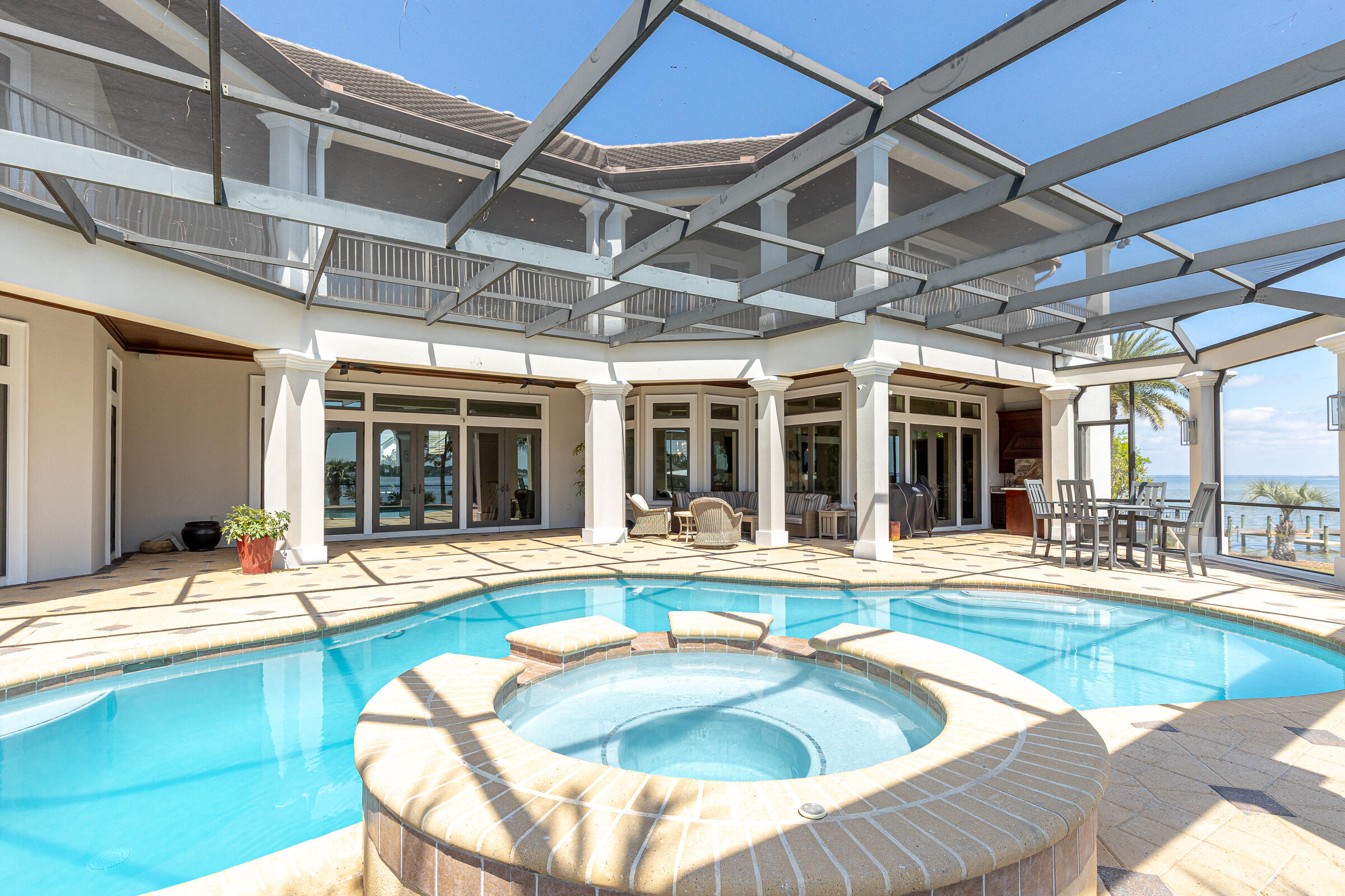 DRIFTWOOD ESTATES - Residential