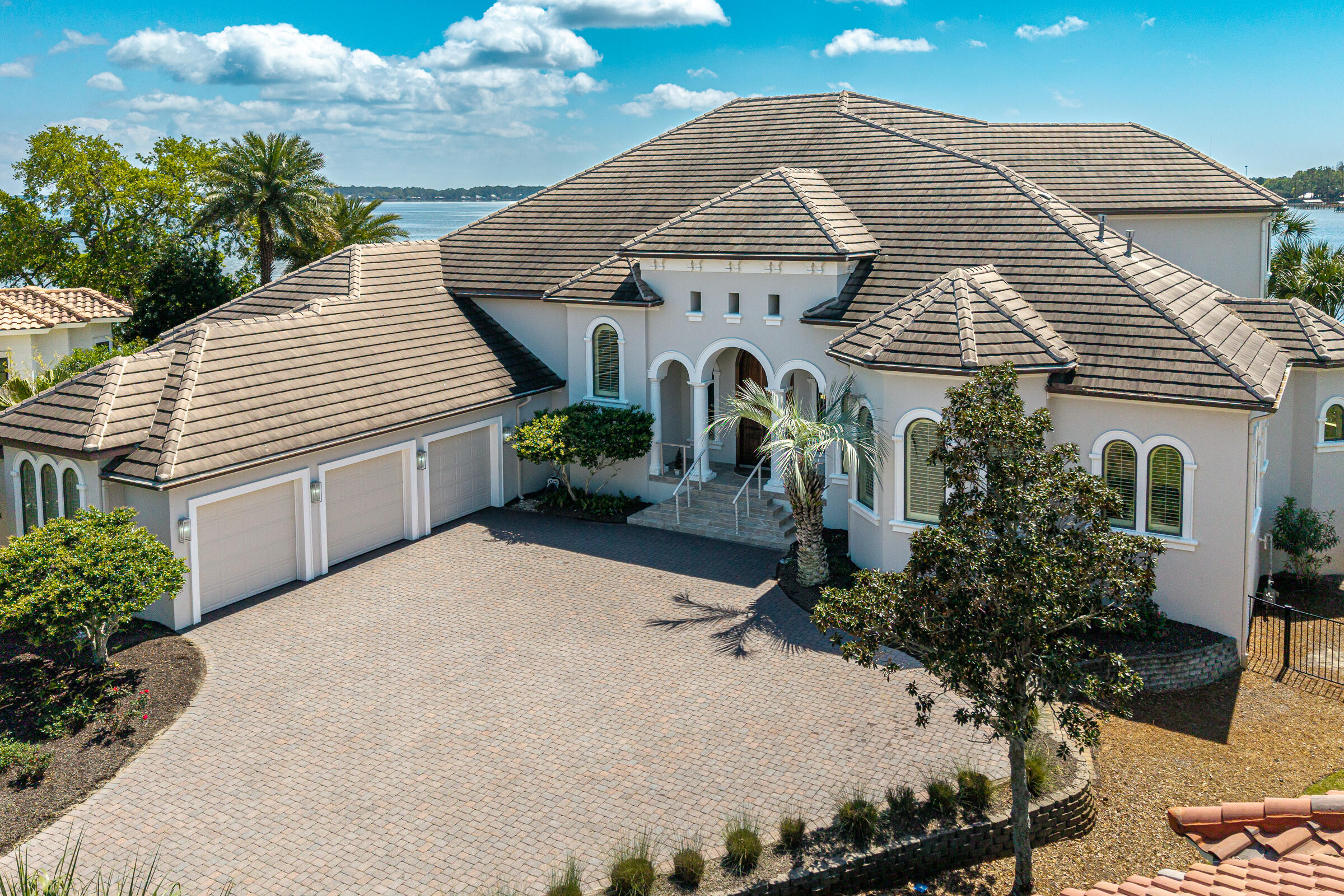 DRIFTWOOD ESTATES - Residential