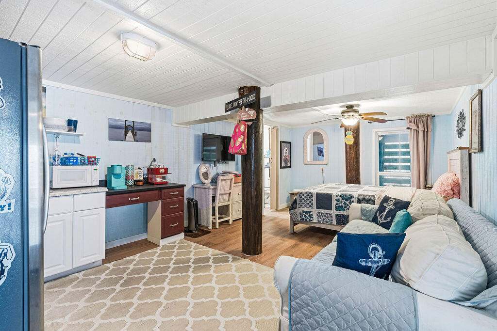 Beatrice point/Alden Lane - Residential