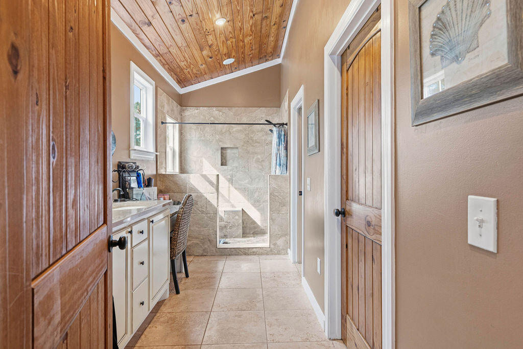 Beatrice point/Alden Lane - Residential