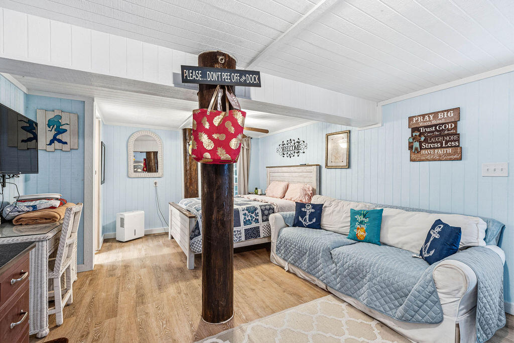 Beatrice point/Alden Lane - Residential