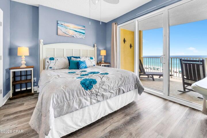 EMERALD ISLE - Residential