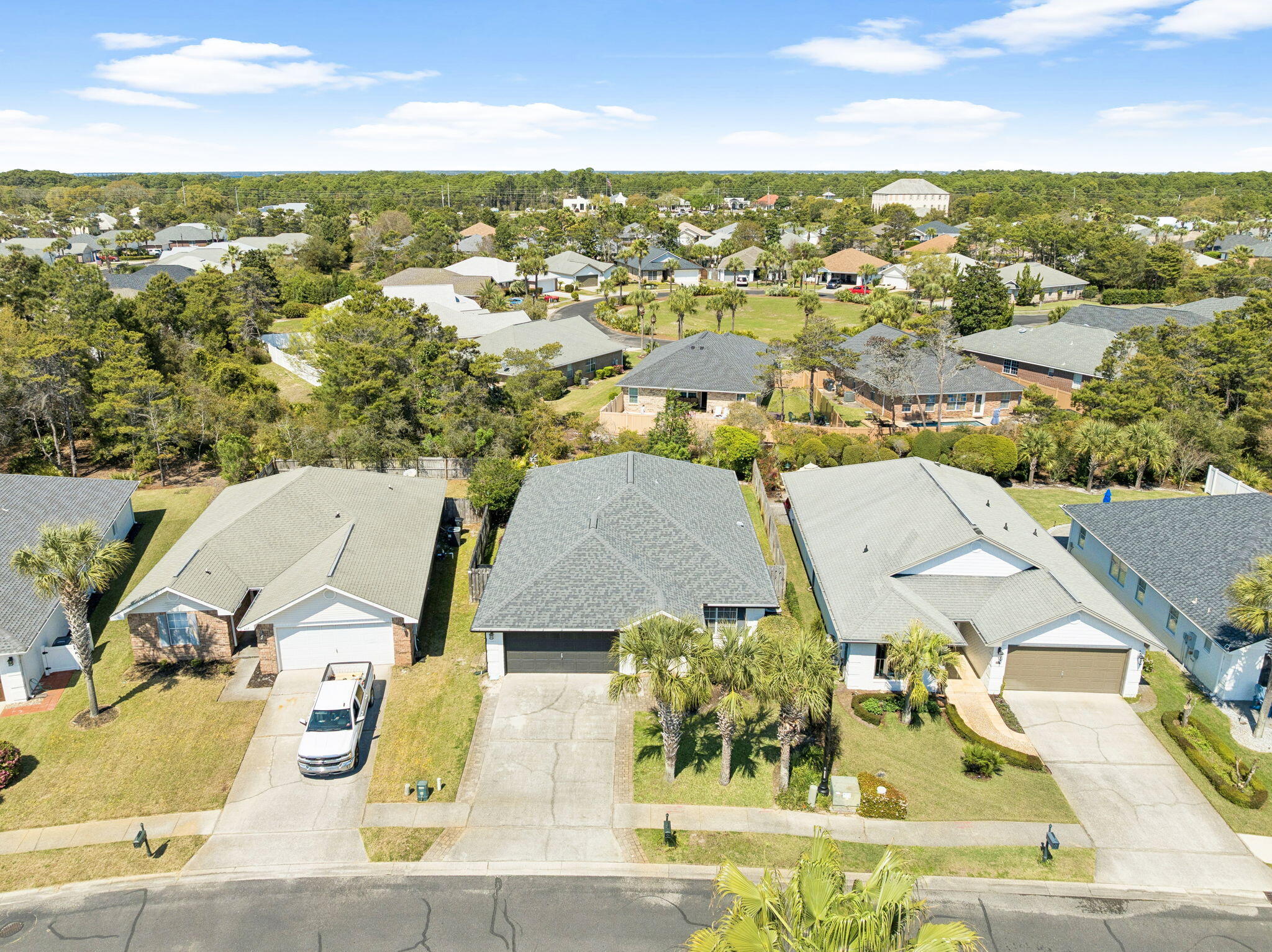 PARADISE RETREAT - Residential