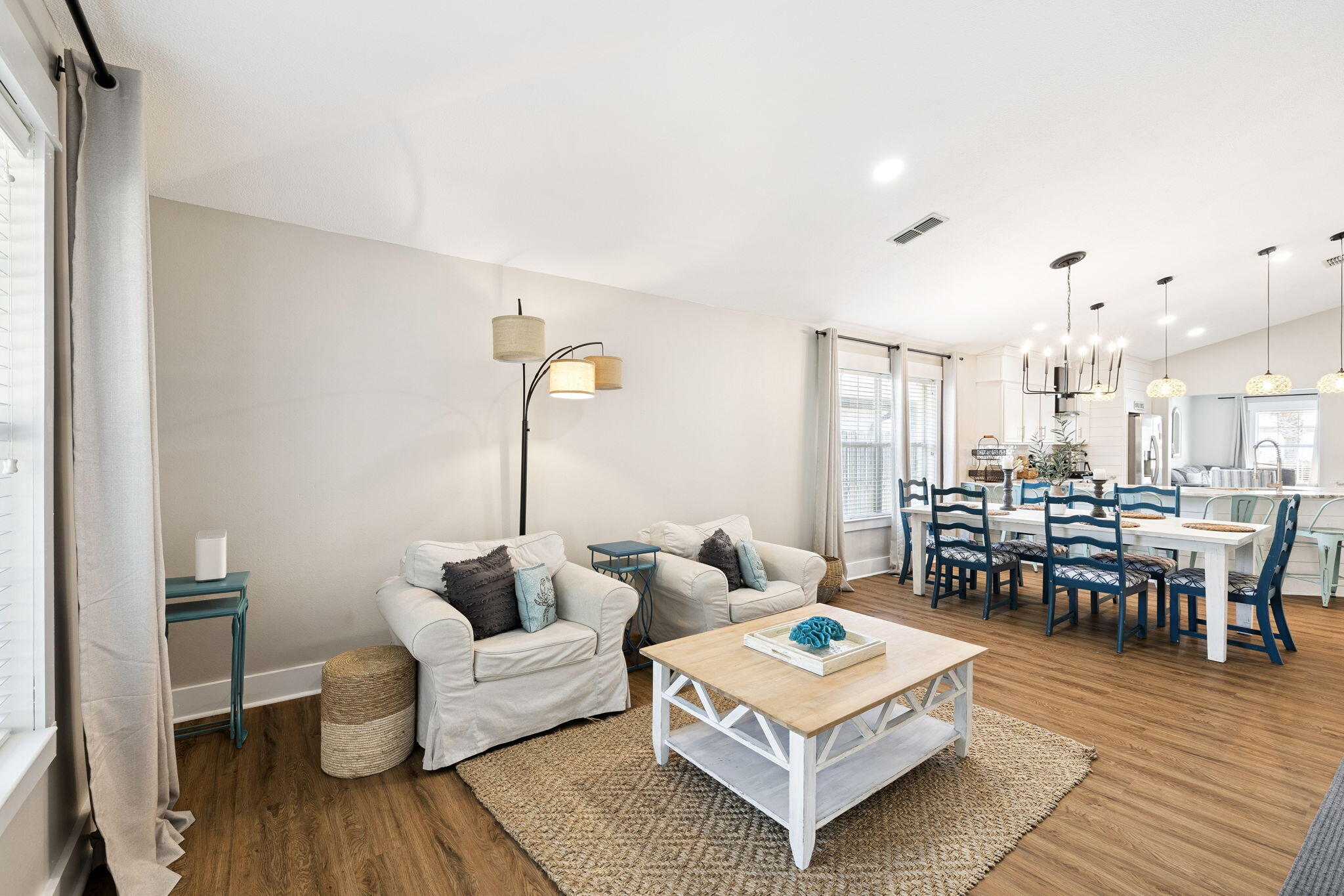 PARADISE RETREAT - Residential