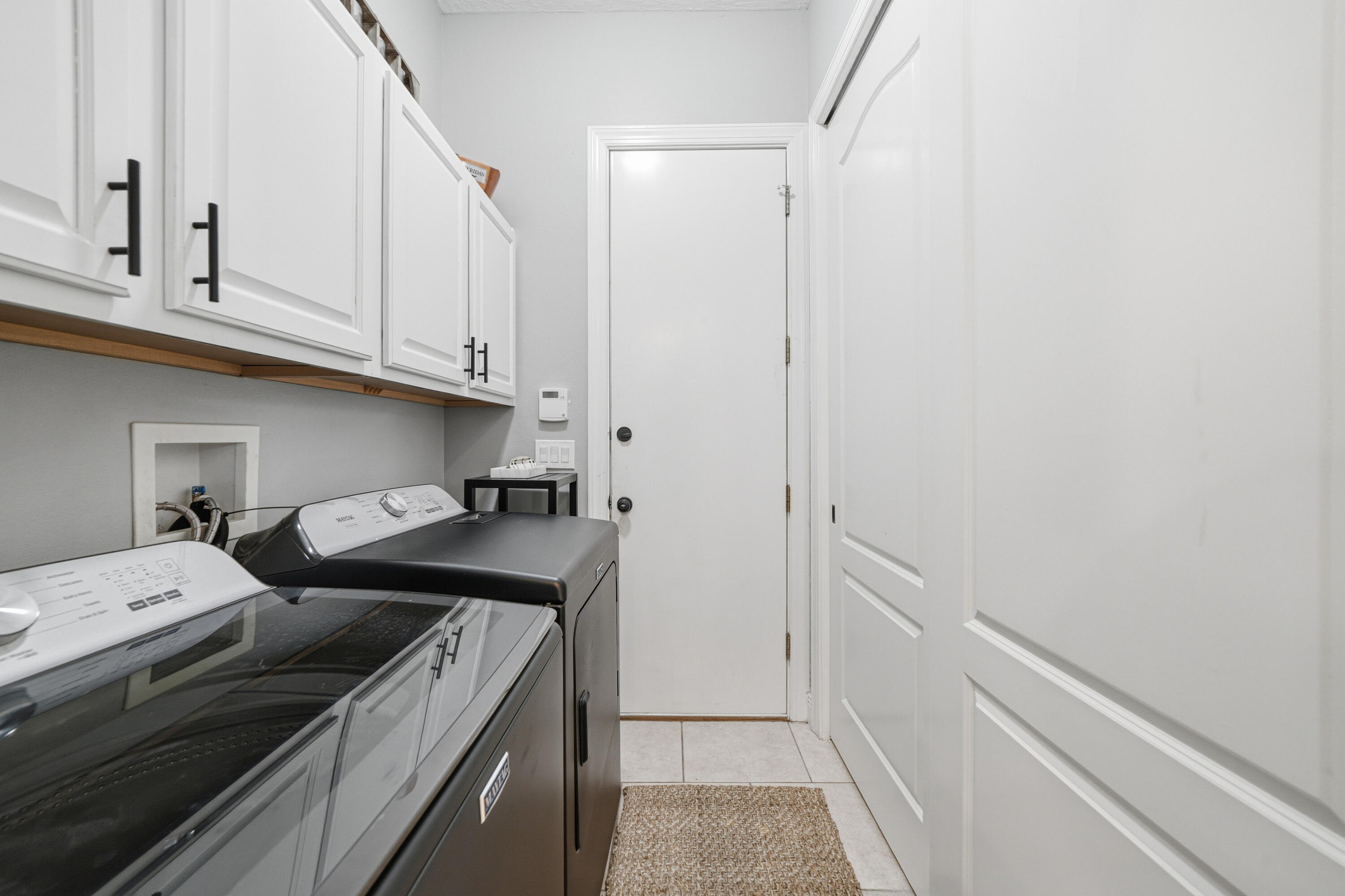 CHARDONNAY ESTATES - Residential