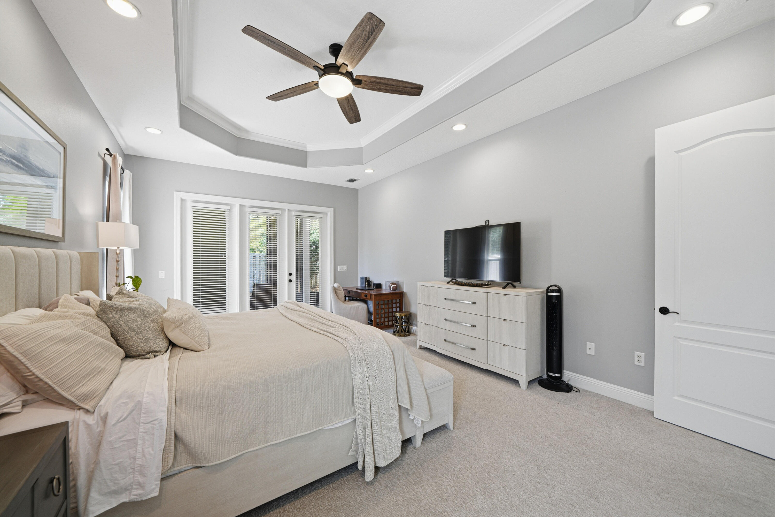 CHARDONNAY ESTATES - Residential