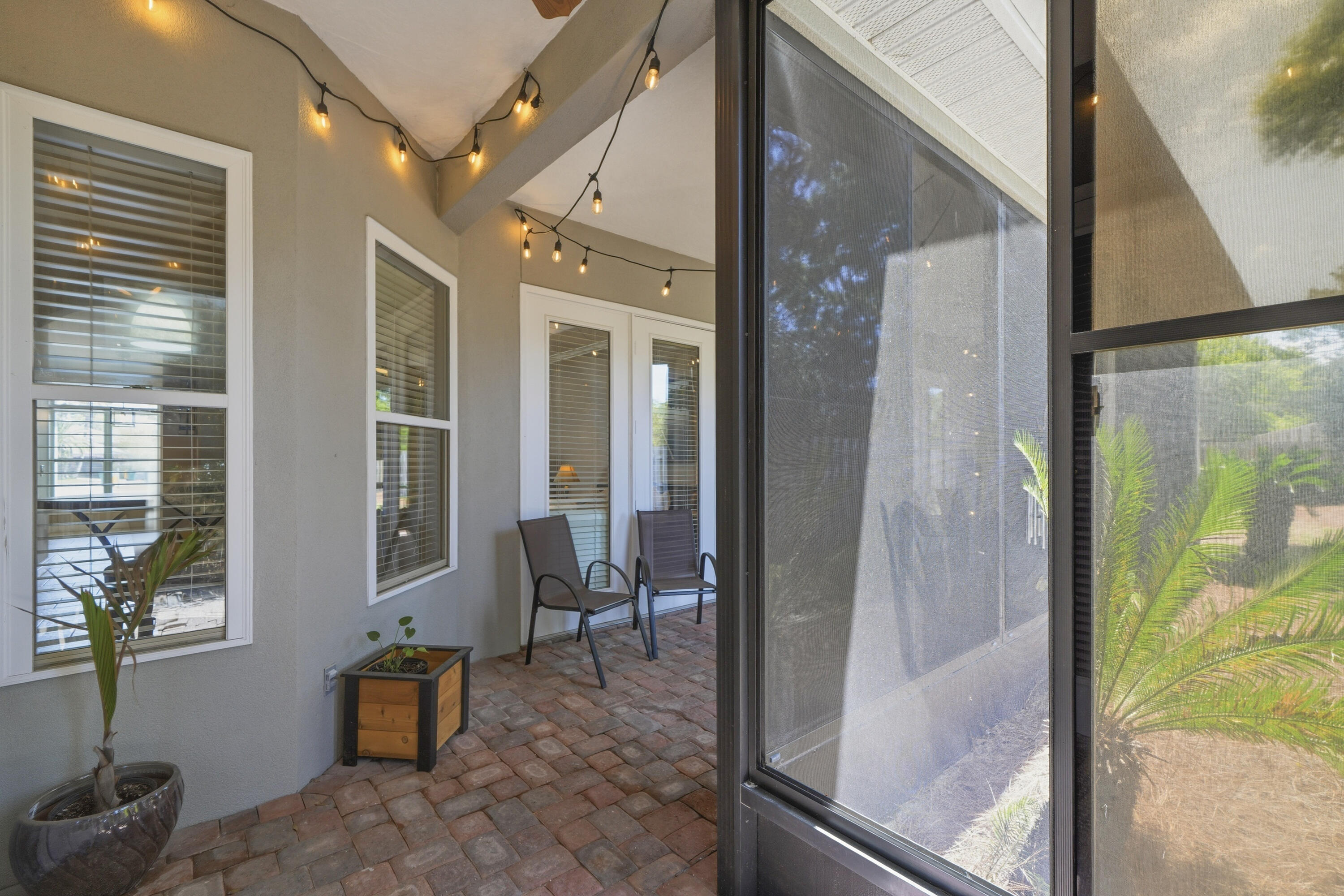 CHARDONNAY ESTATES - Residential