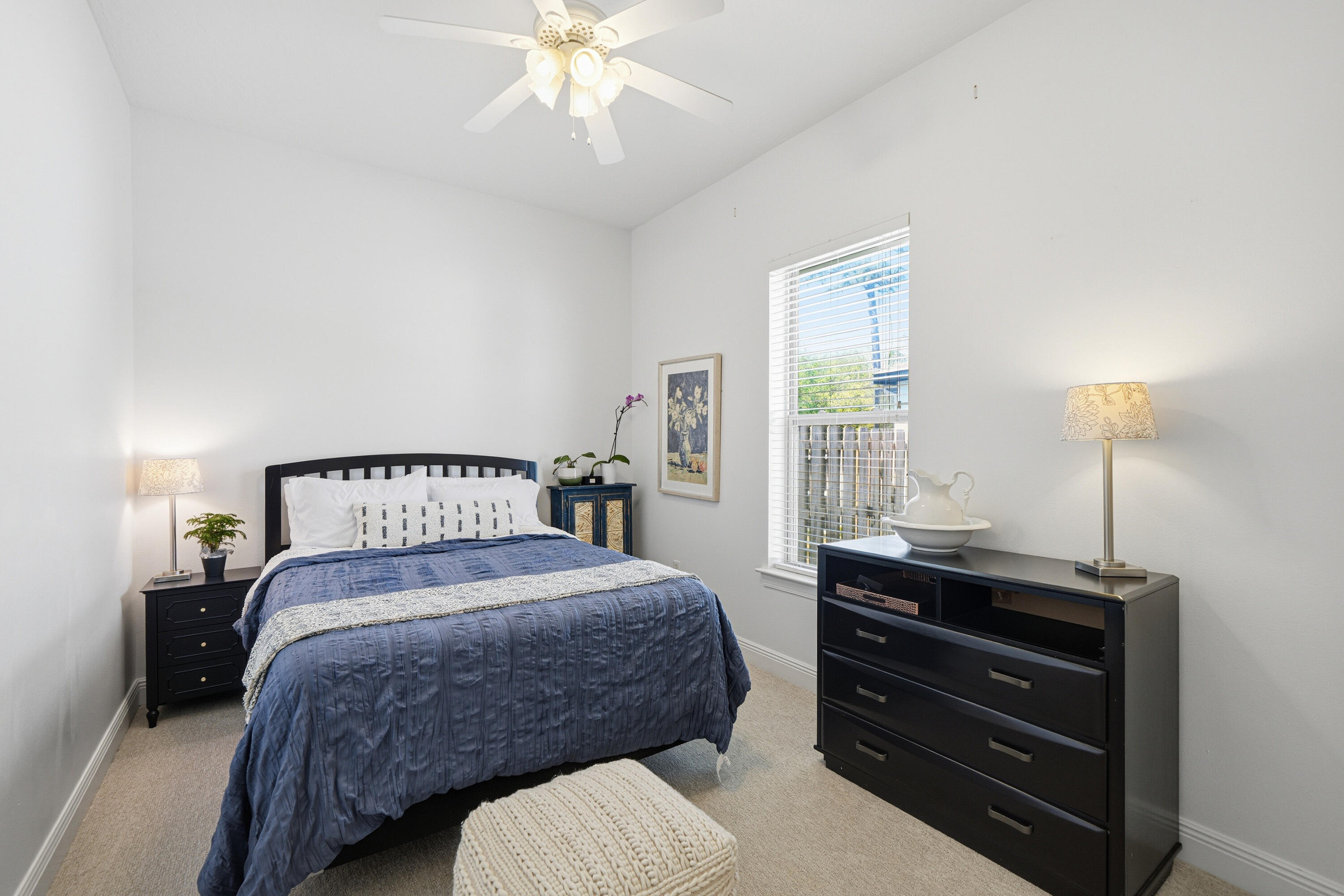 CHARDONNAY ESTATES - Residential