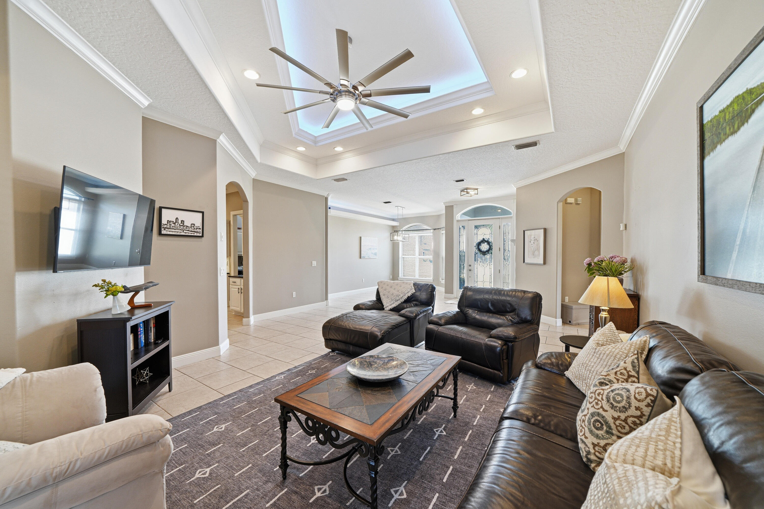 CHARDONNAY ESTATES - Residential