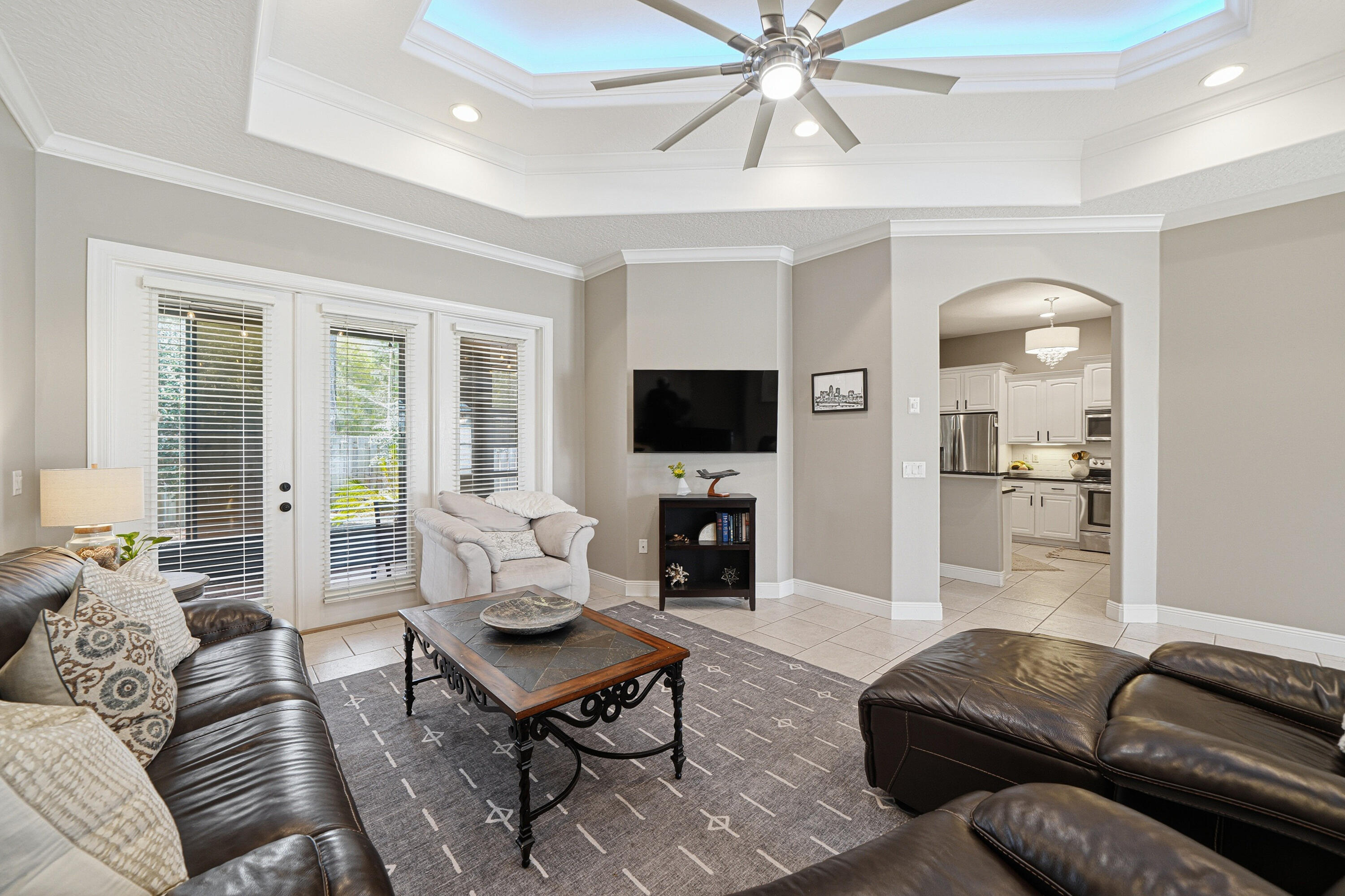 CHARDONNAY ESTATES - Residential