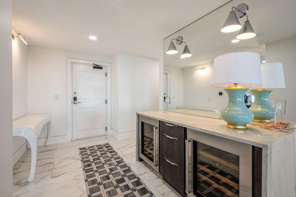 4610 Southwinds Drive 4610