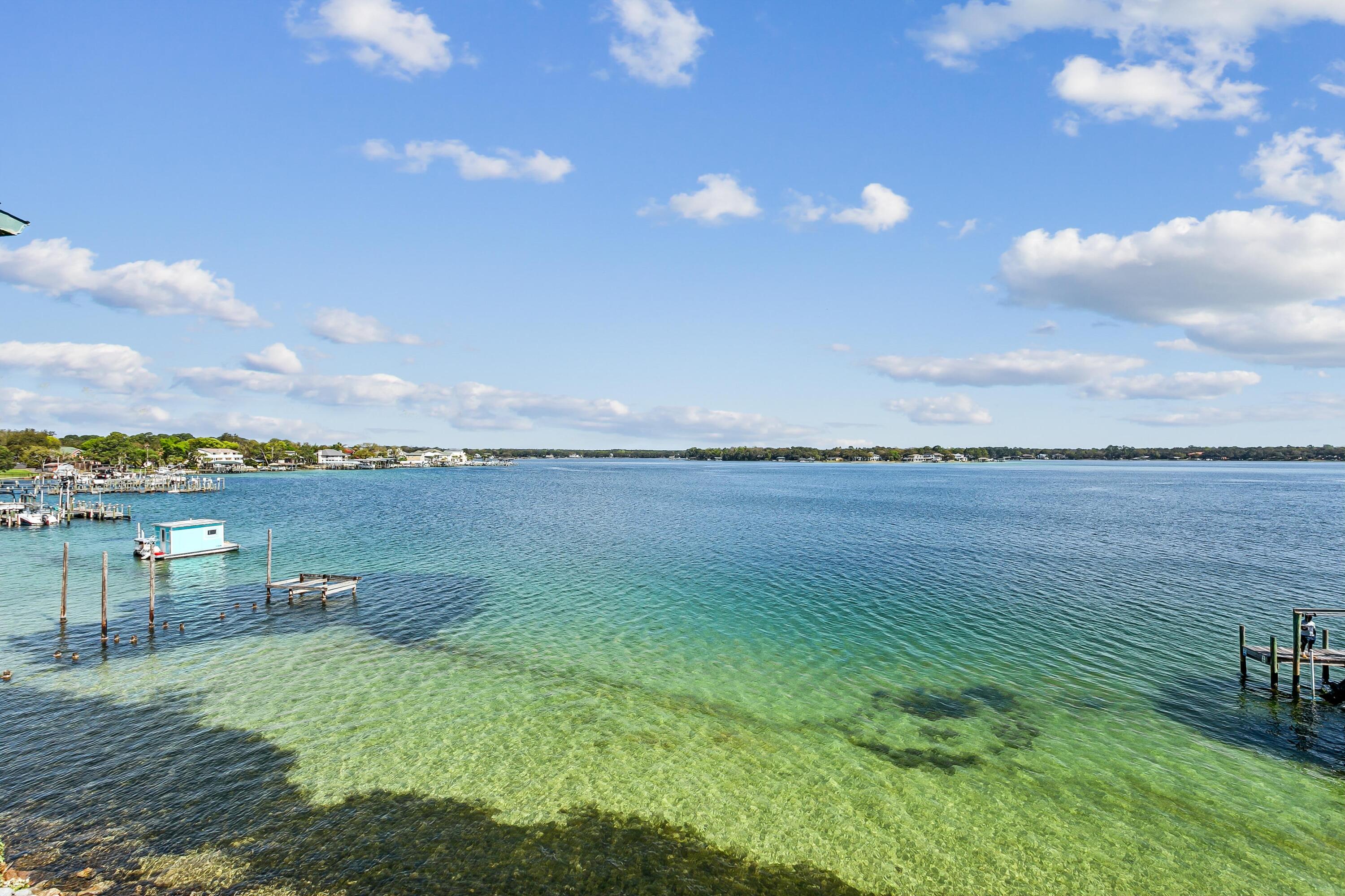 BAYOU PINES T/H - Residential