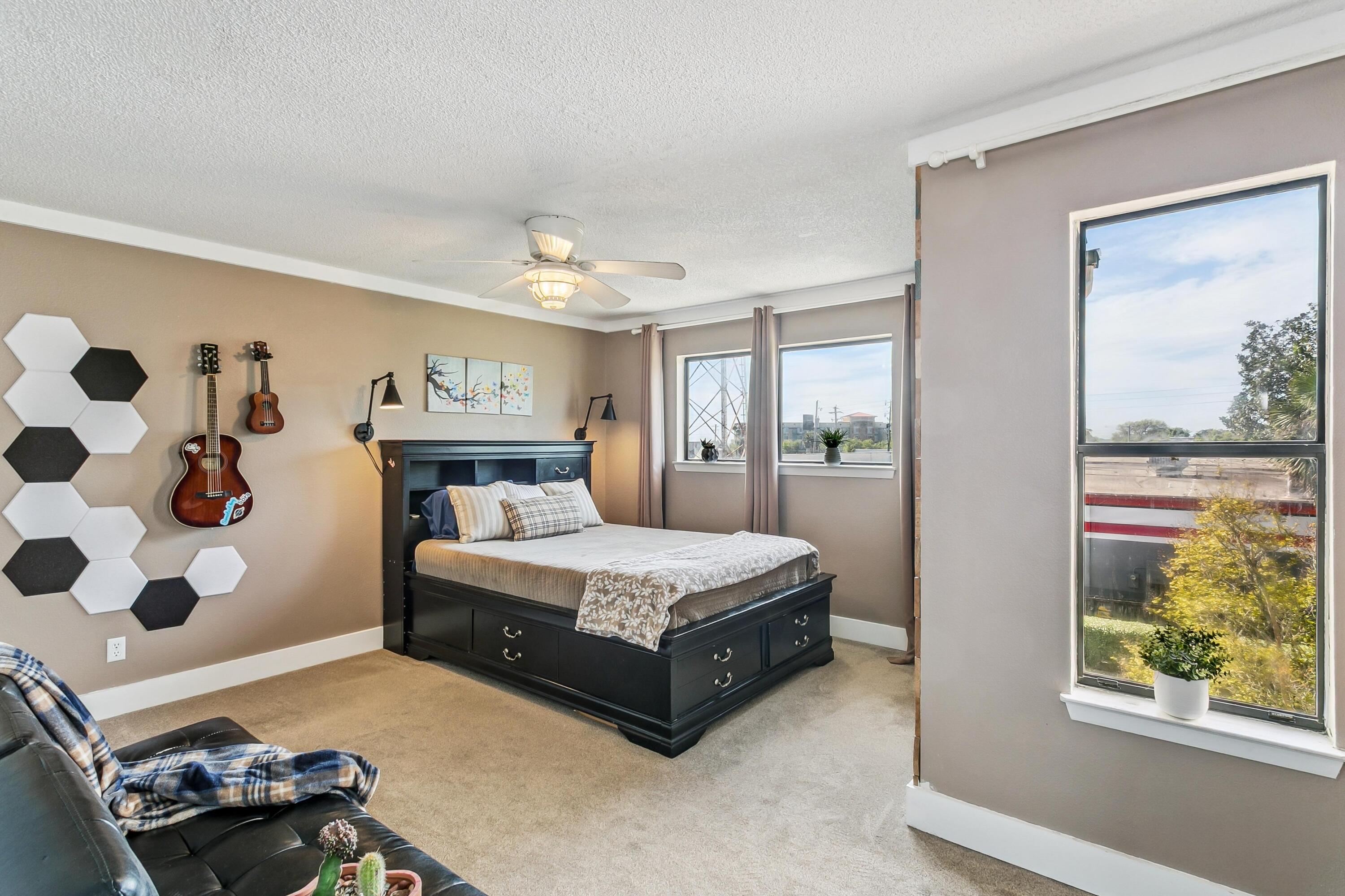 BAYOU PINES T/H - Residential