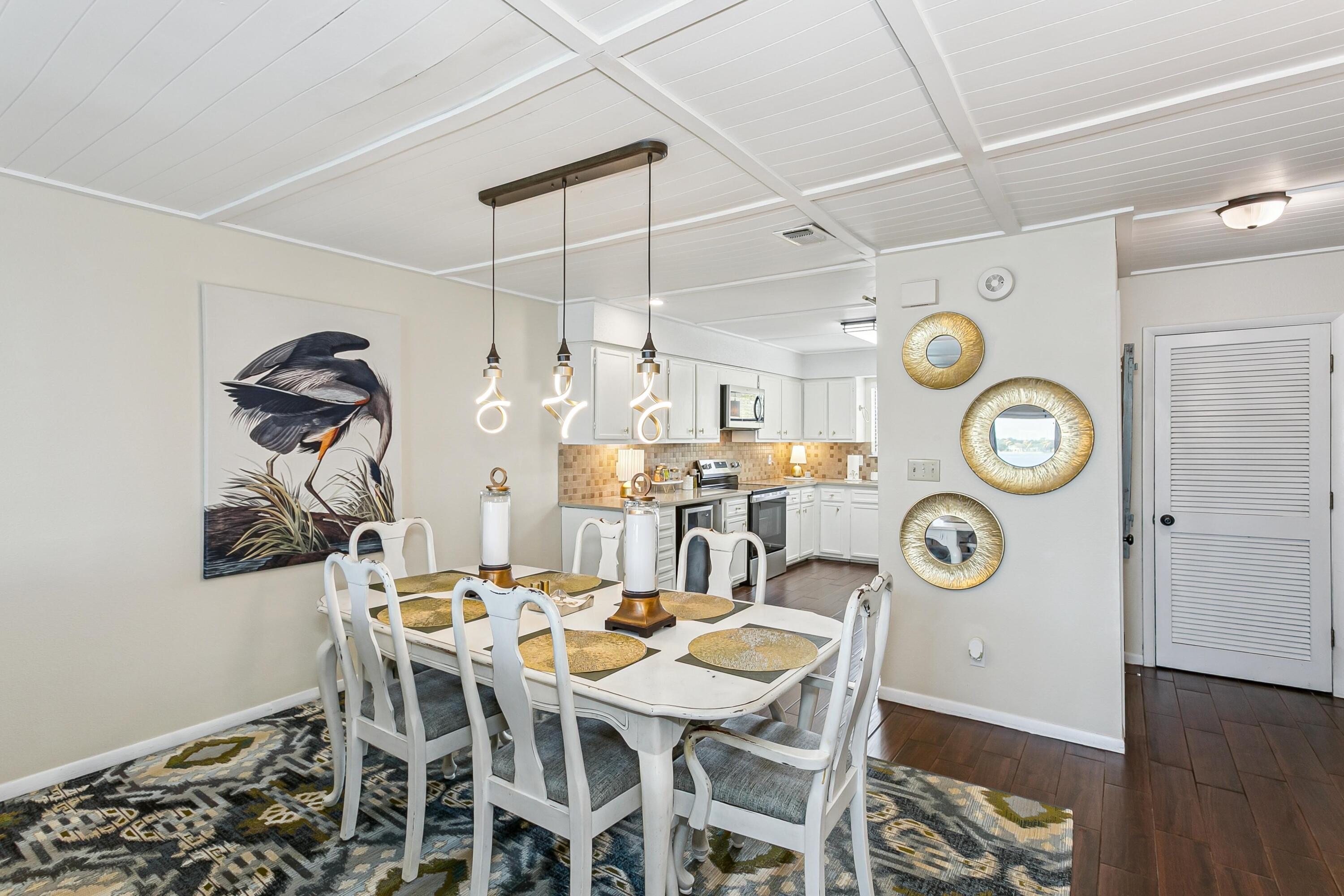 BAYOU PINES T/H - Residential