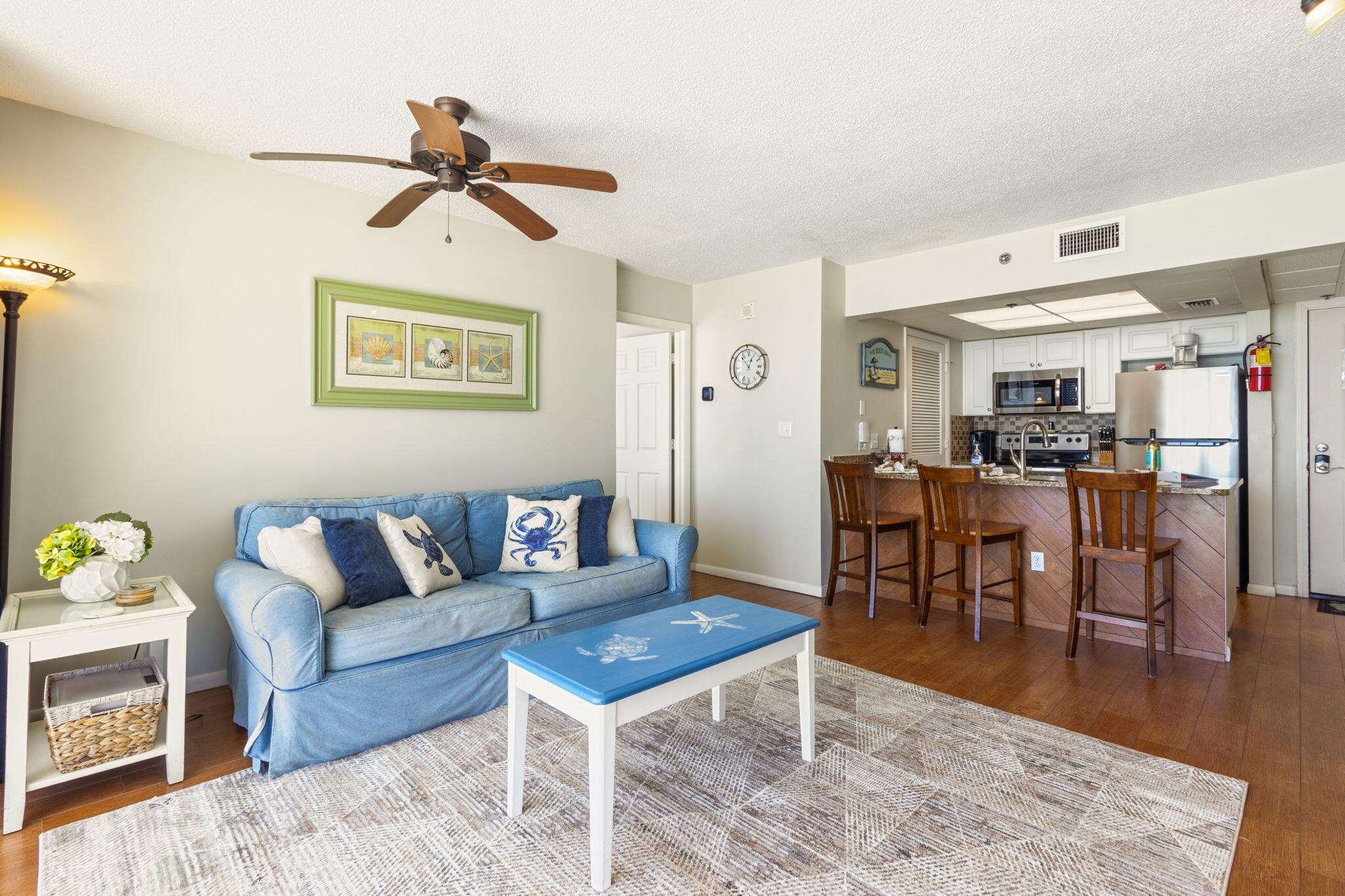 LONG BEACH - Residential