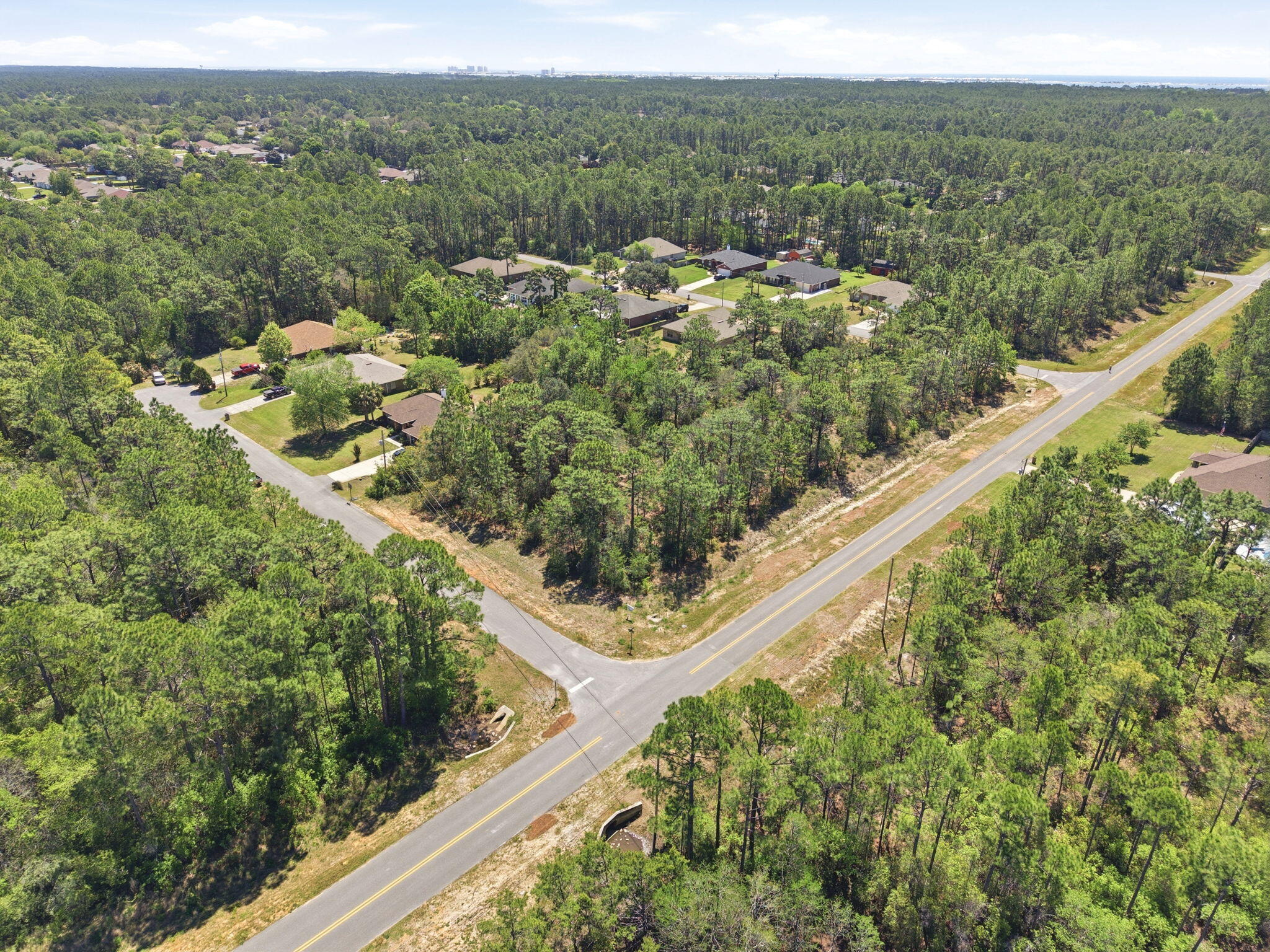 HOLLEY BY THE SEA - Land