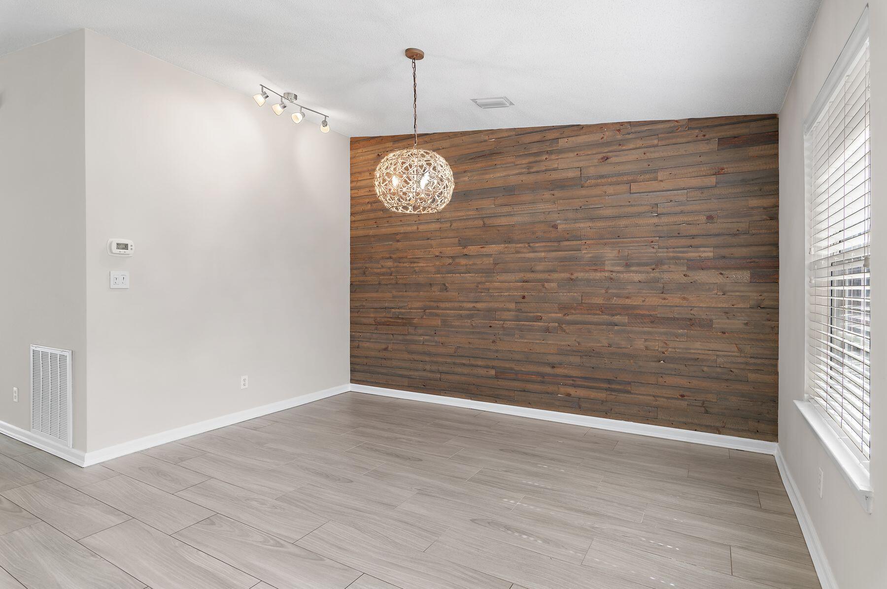 EMERALD LAKES PH 2 - Residential