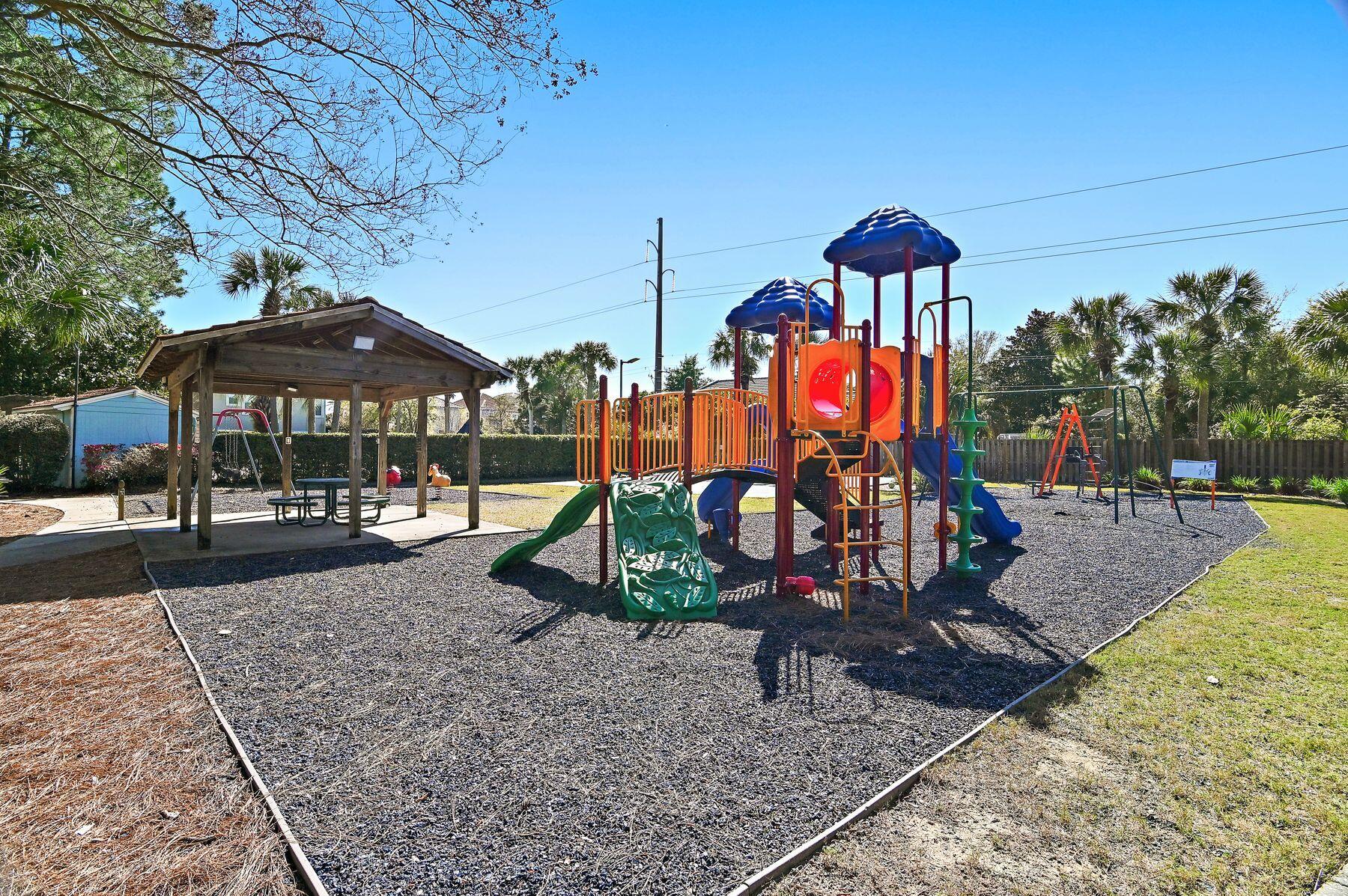 EMERALD LAKES PH 2 - Residential