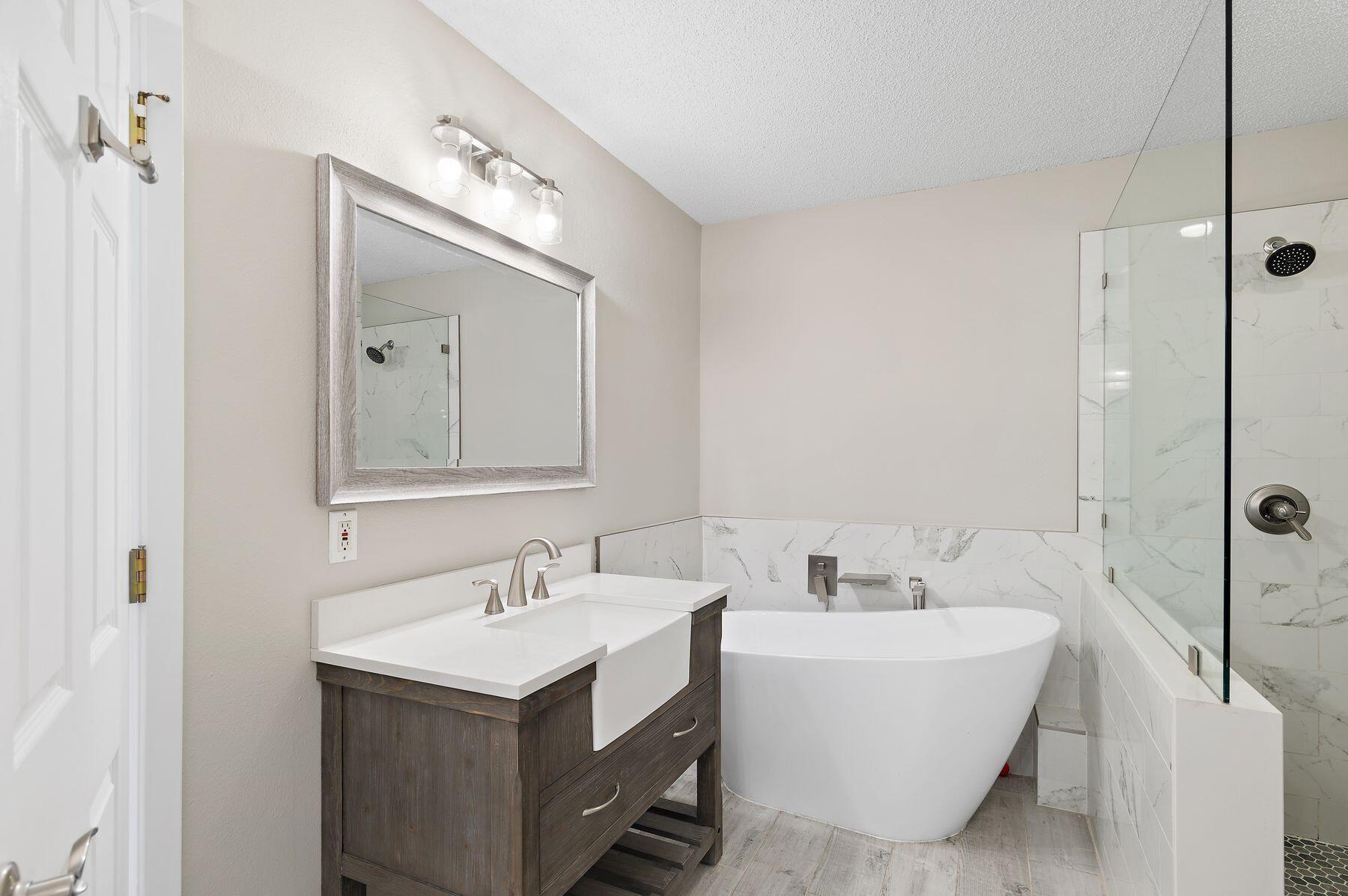 EMERALD LAKES PH 2 - Residential