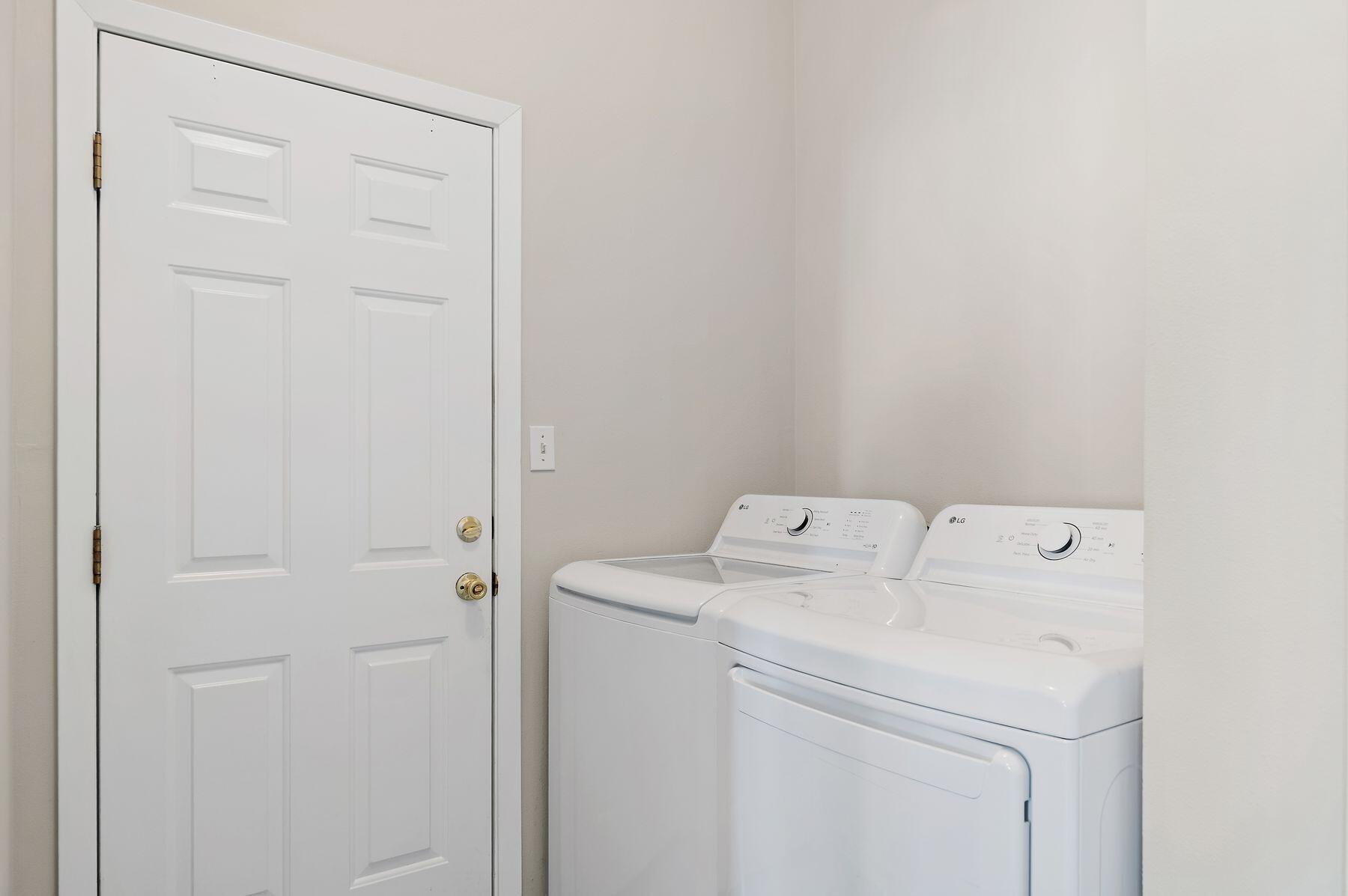 EMERALD LAKES PH 2 - Residential