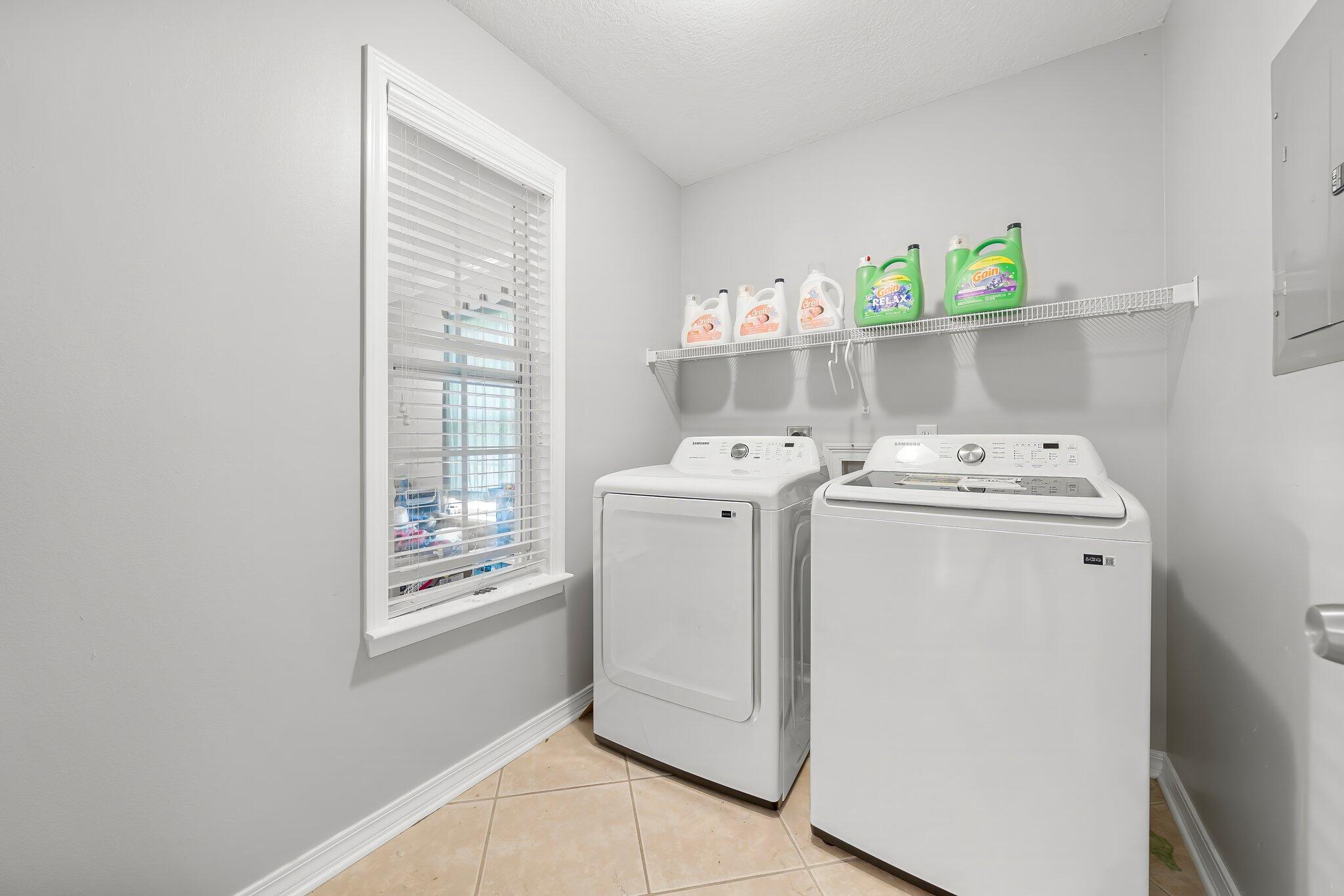 MAGNOLIA BAYE - Residential