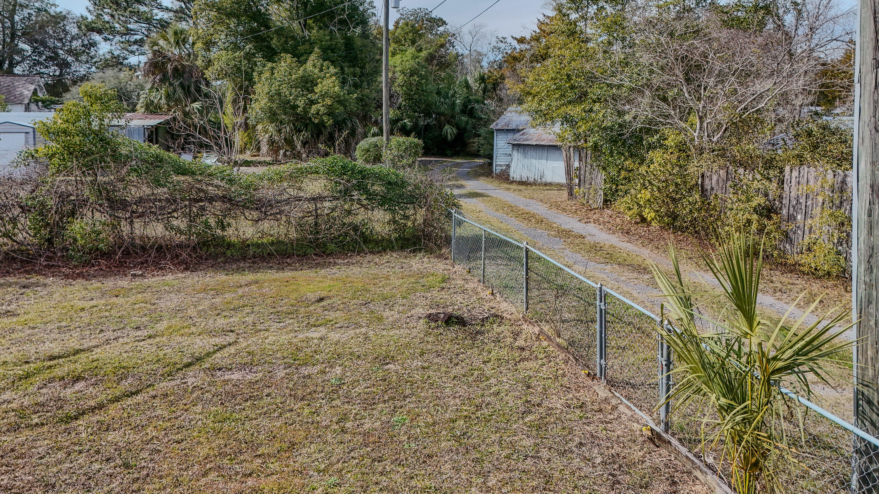 TOWN OF DEFUNIAK SPRINGS - Residential