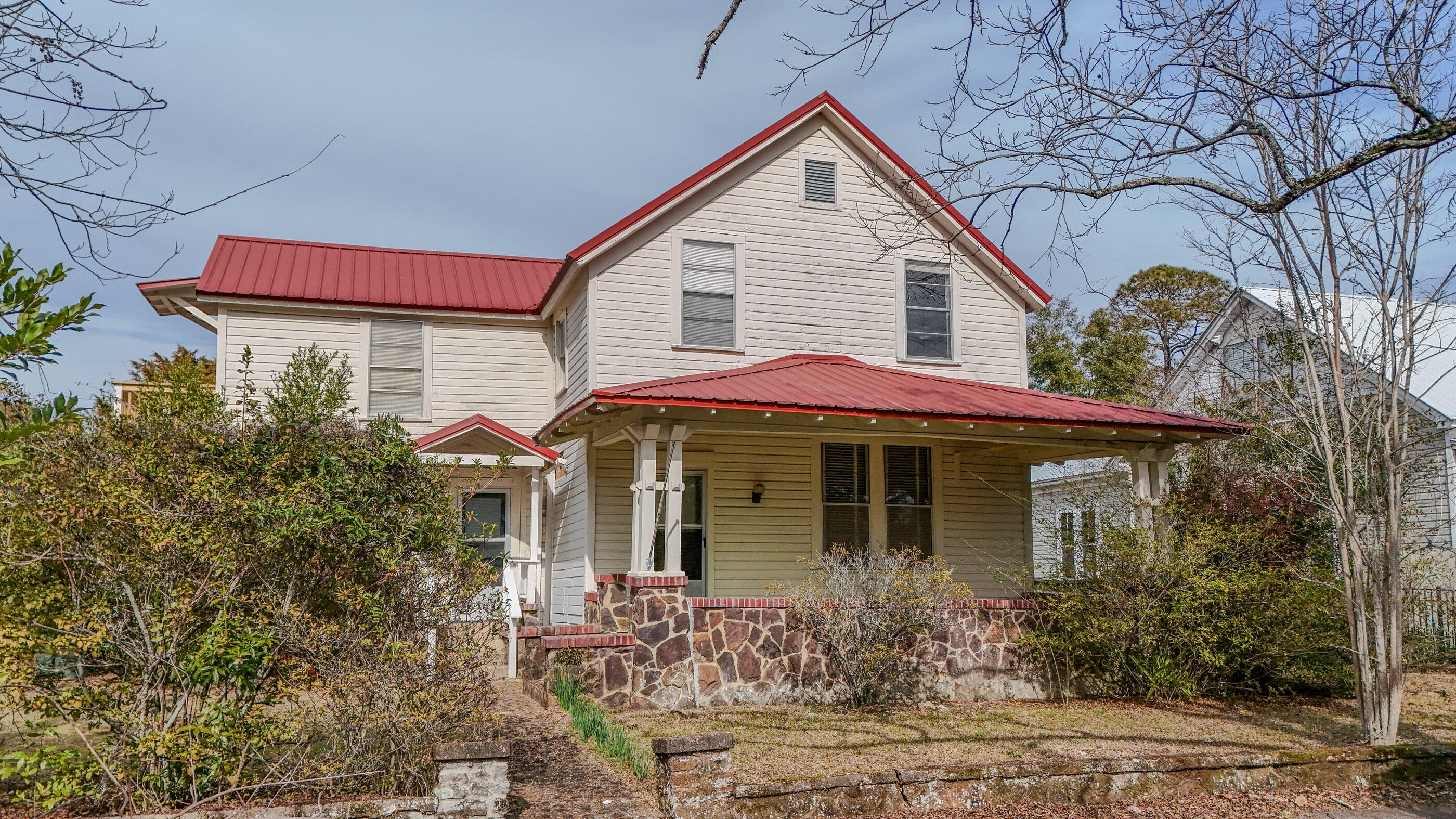 TOWN OF DEFUNIAK SPRINGS - Residential