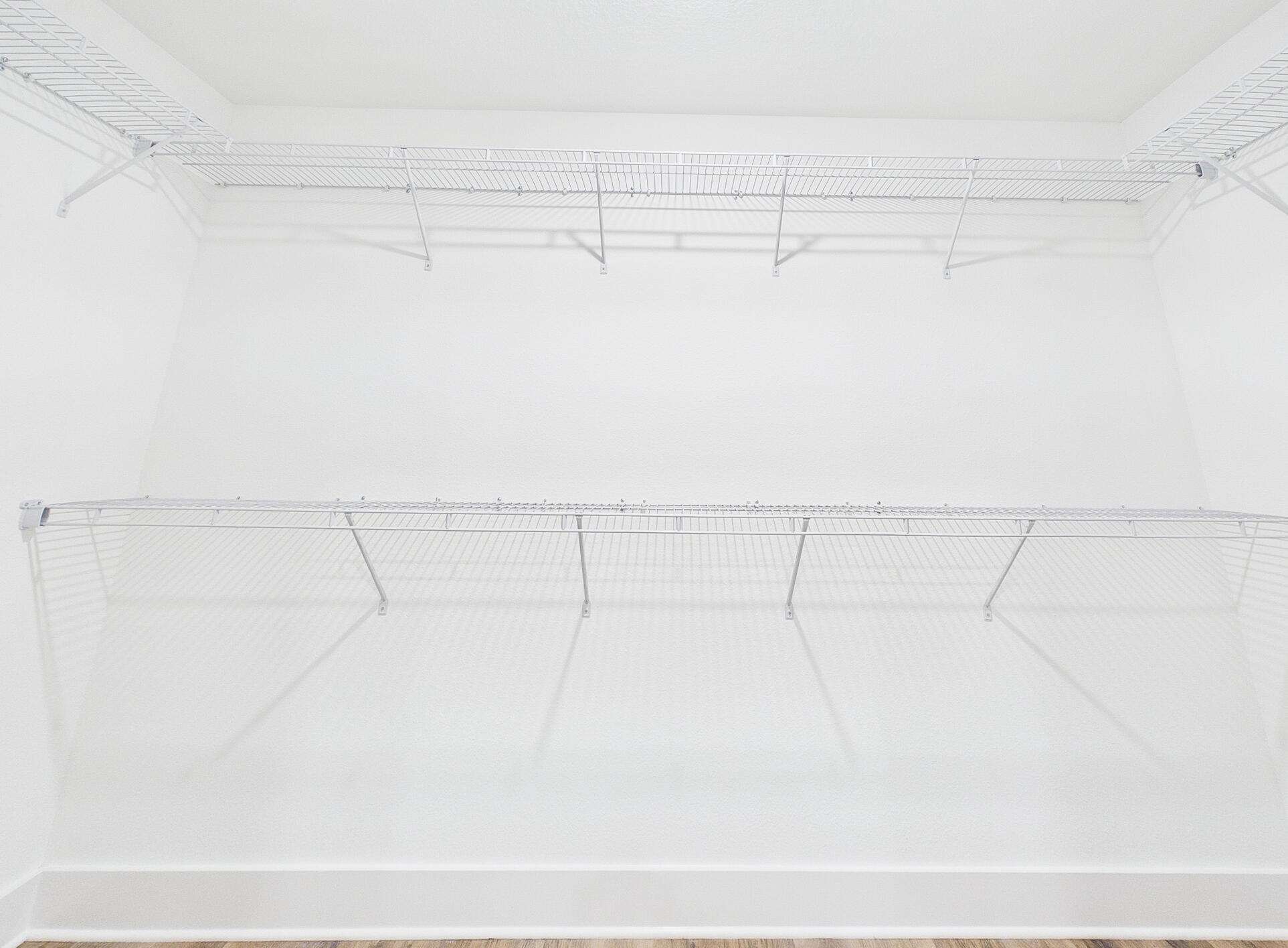 PINECREST - Residential