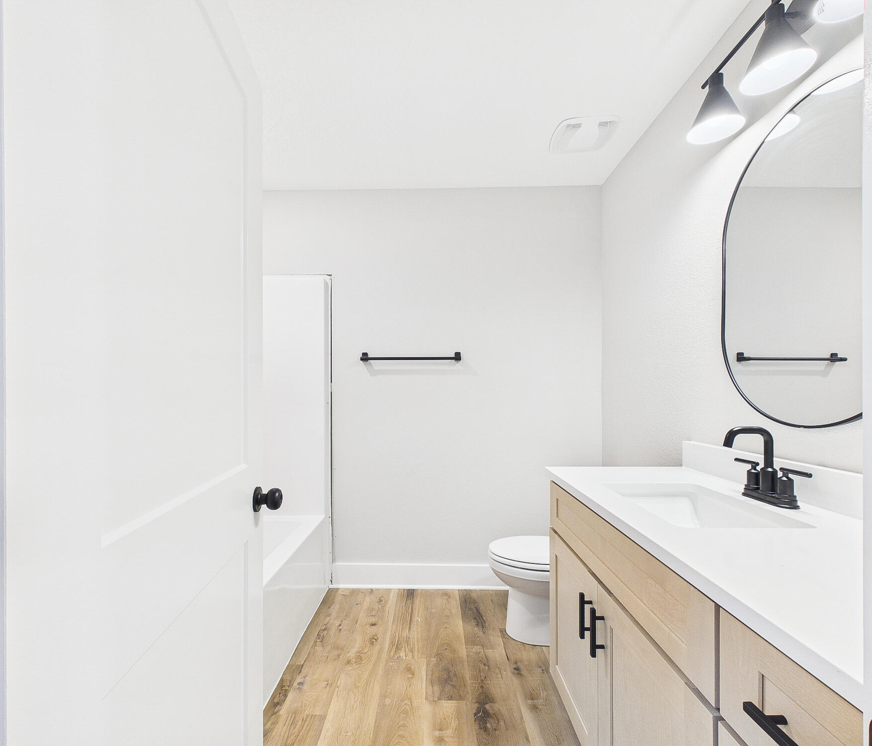 PINECREST - Residential