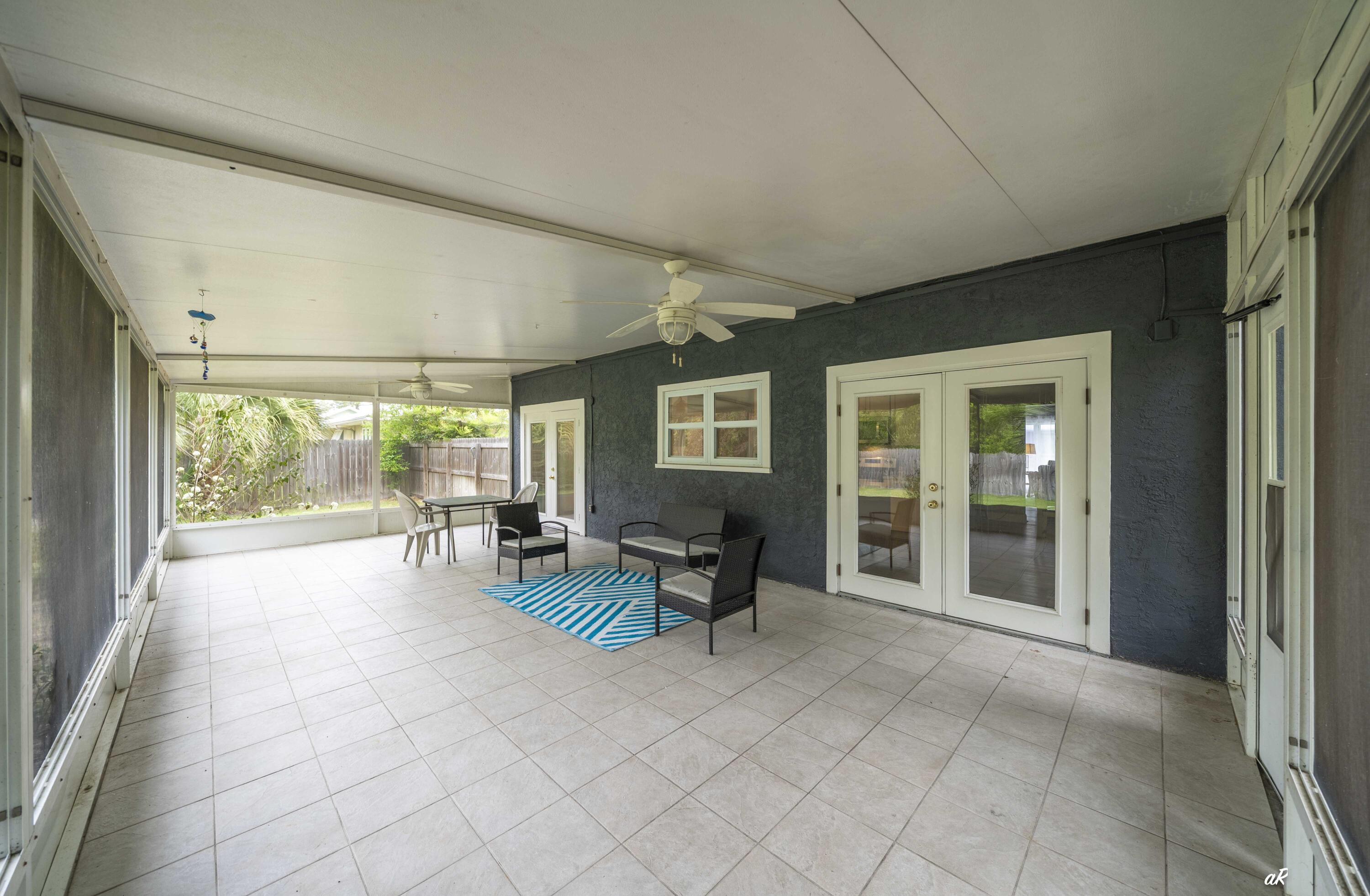 Colony Club - Residential