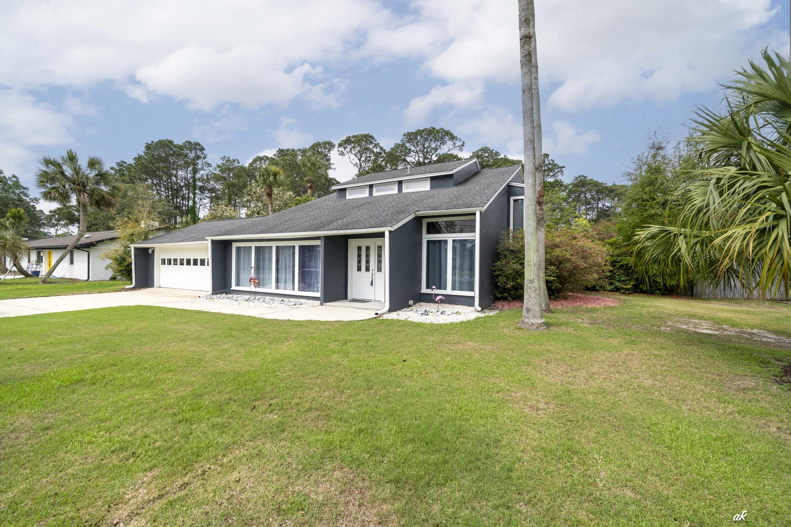 Colony Club - Residential