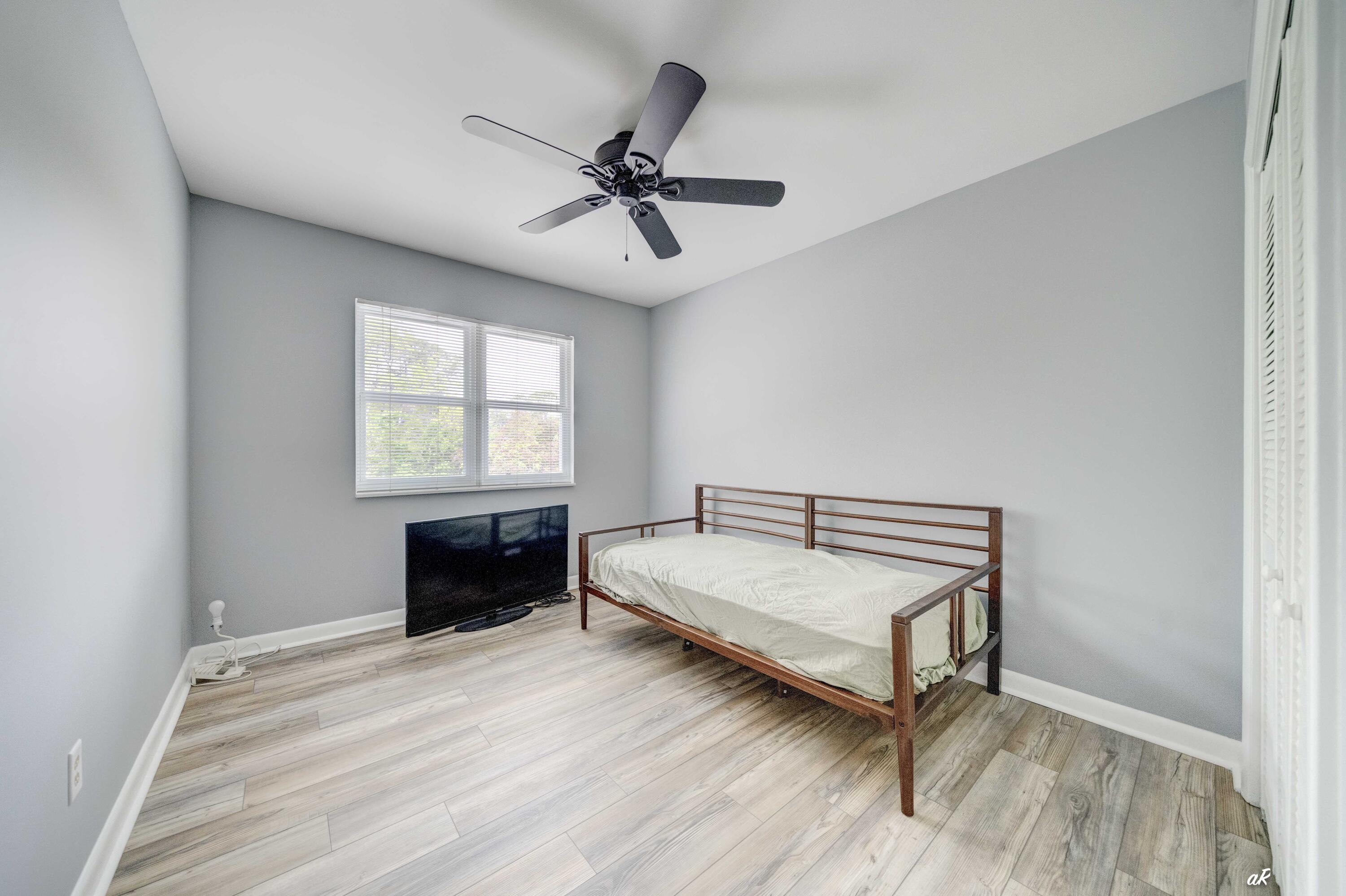 Colony Club - Residential