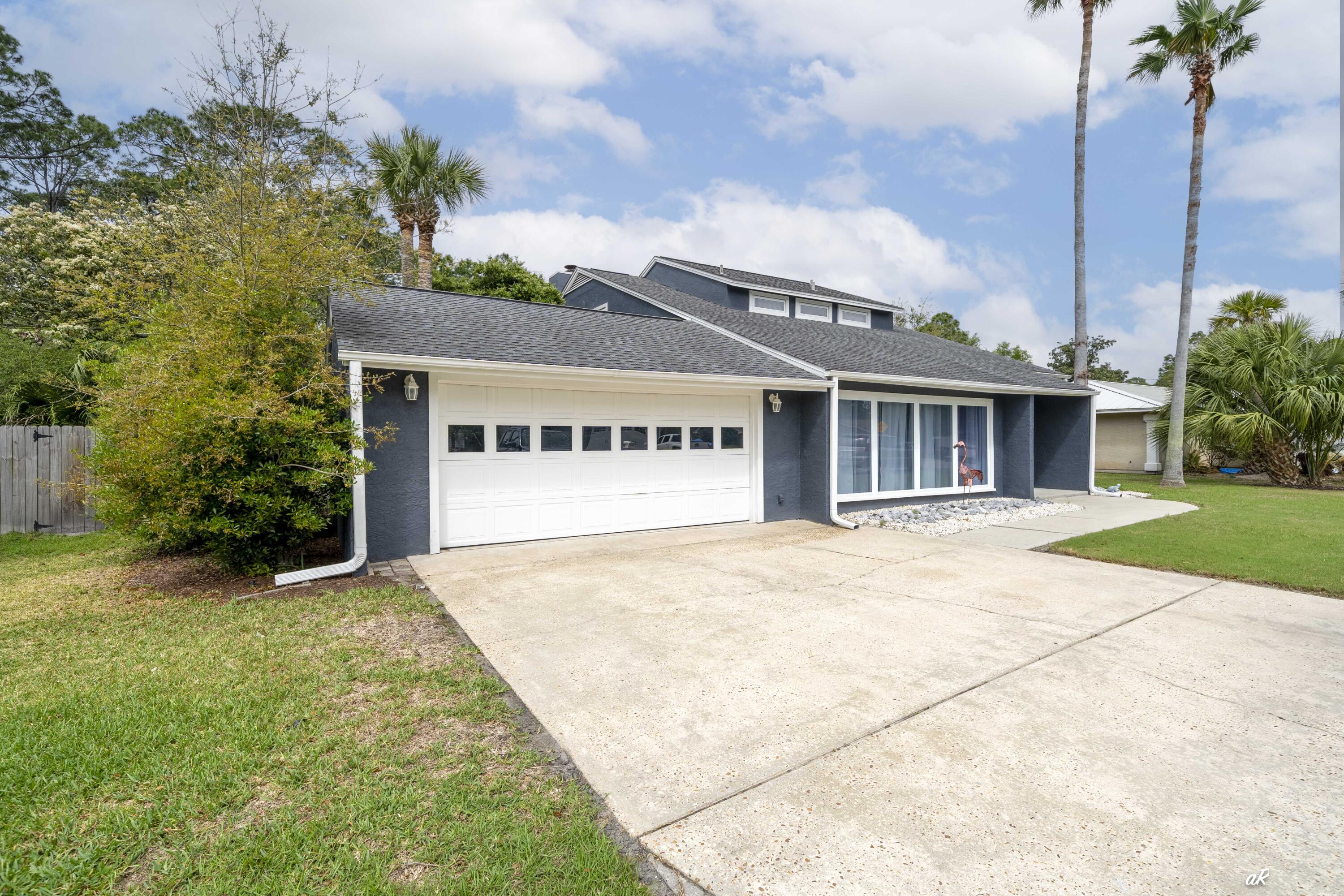 Colony Club - Residential