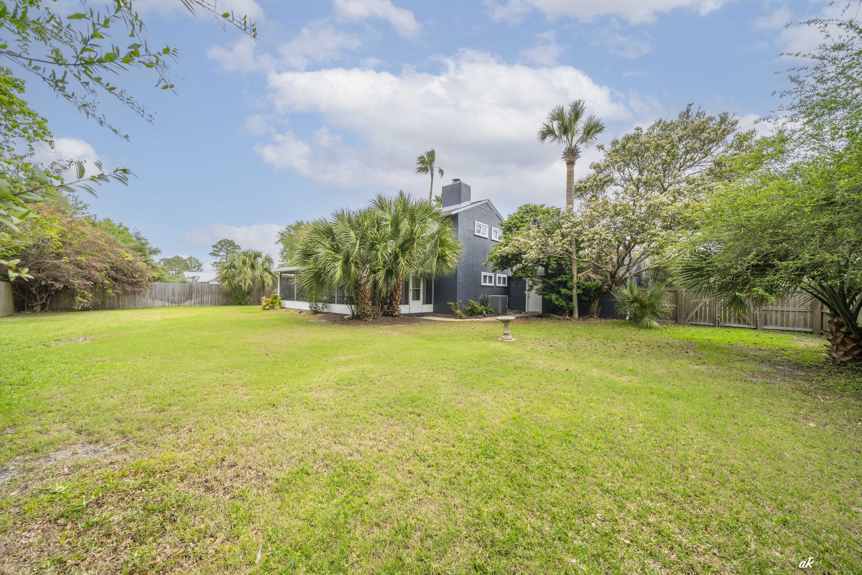 Colony Club - Residential