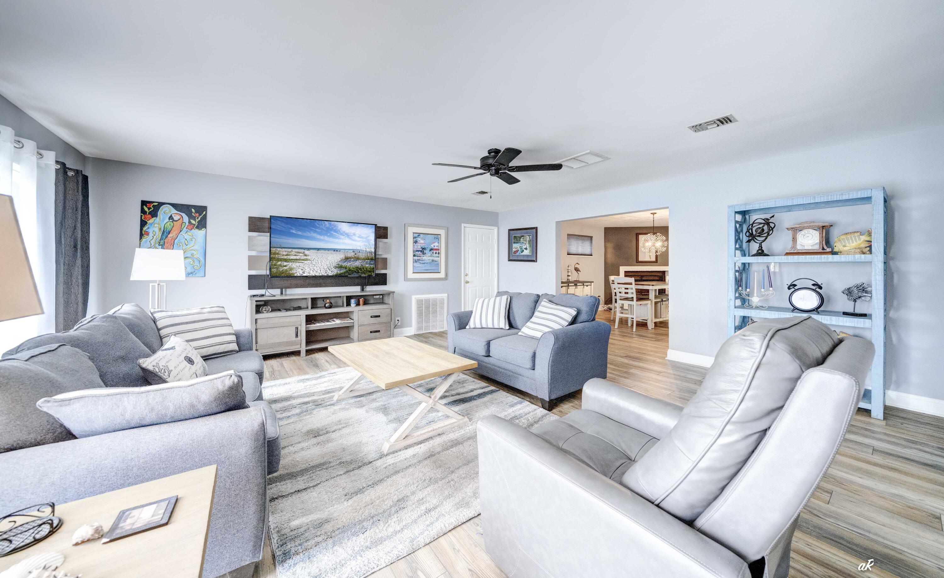 Colony Club - Residential